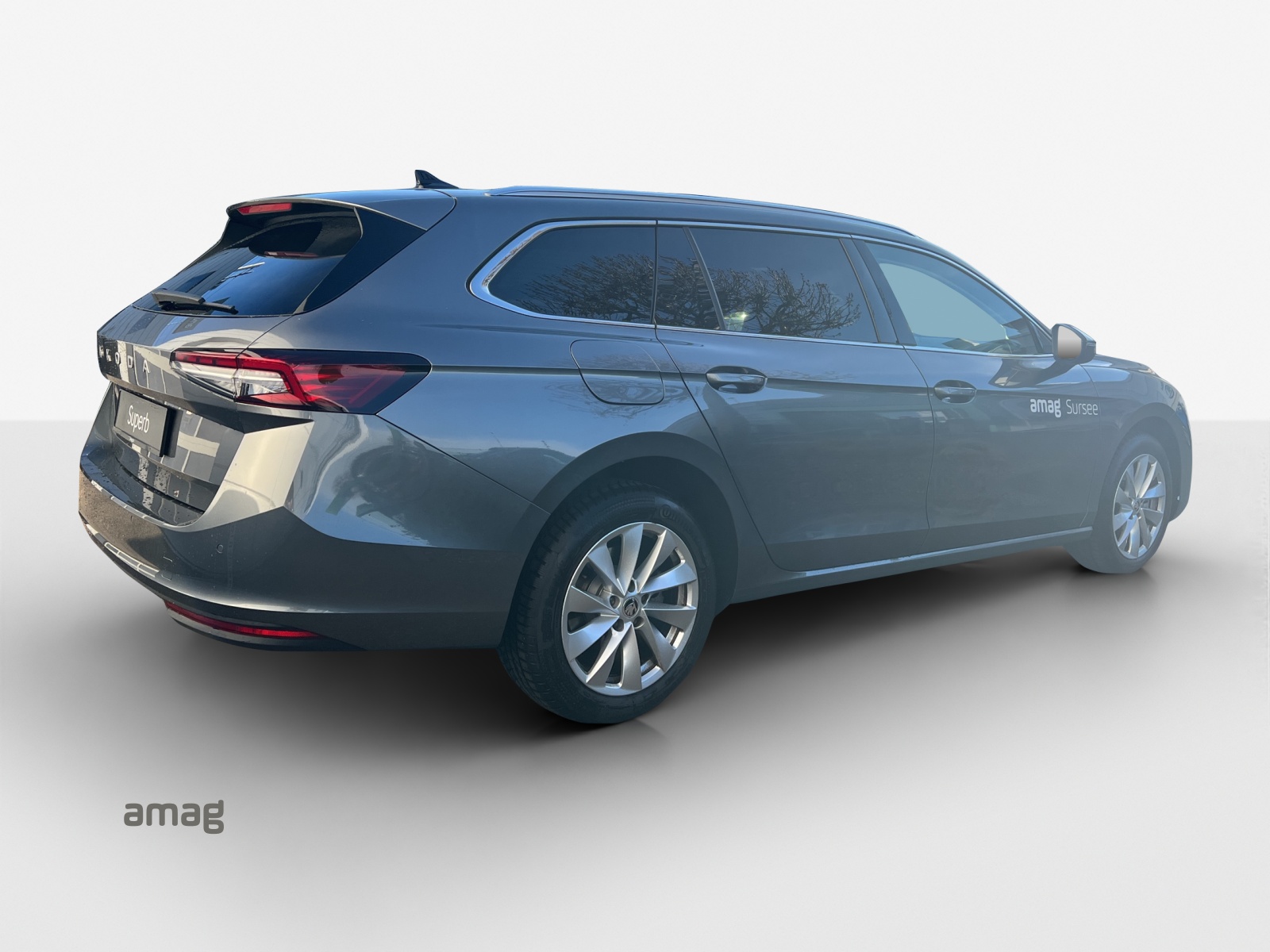SKODA Superb Combi 2.0 TDi Selection 4x4 DSG-image-4