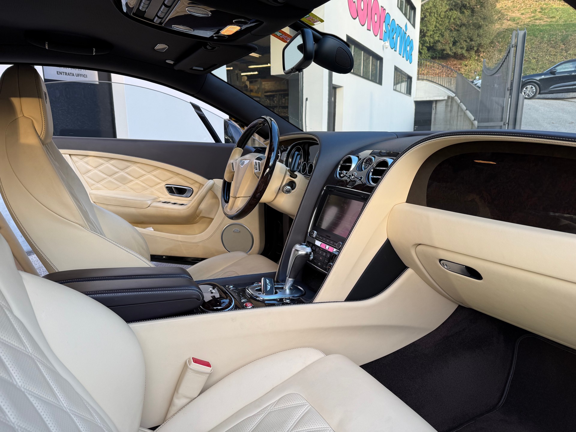 BENTLEY Continental GT 6.0 W12-image-15