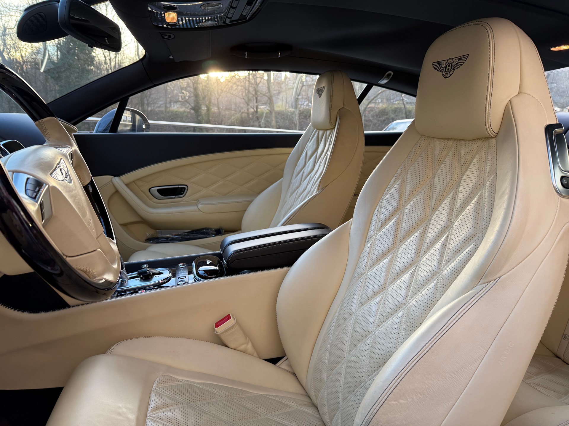 BENTLEY Continental GT 6.0 W12-image-8