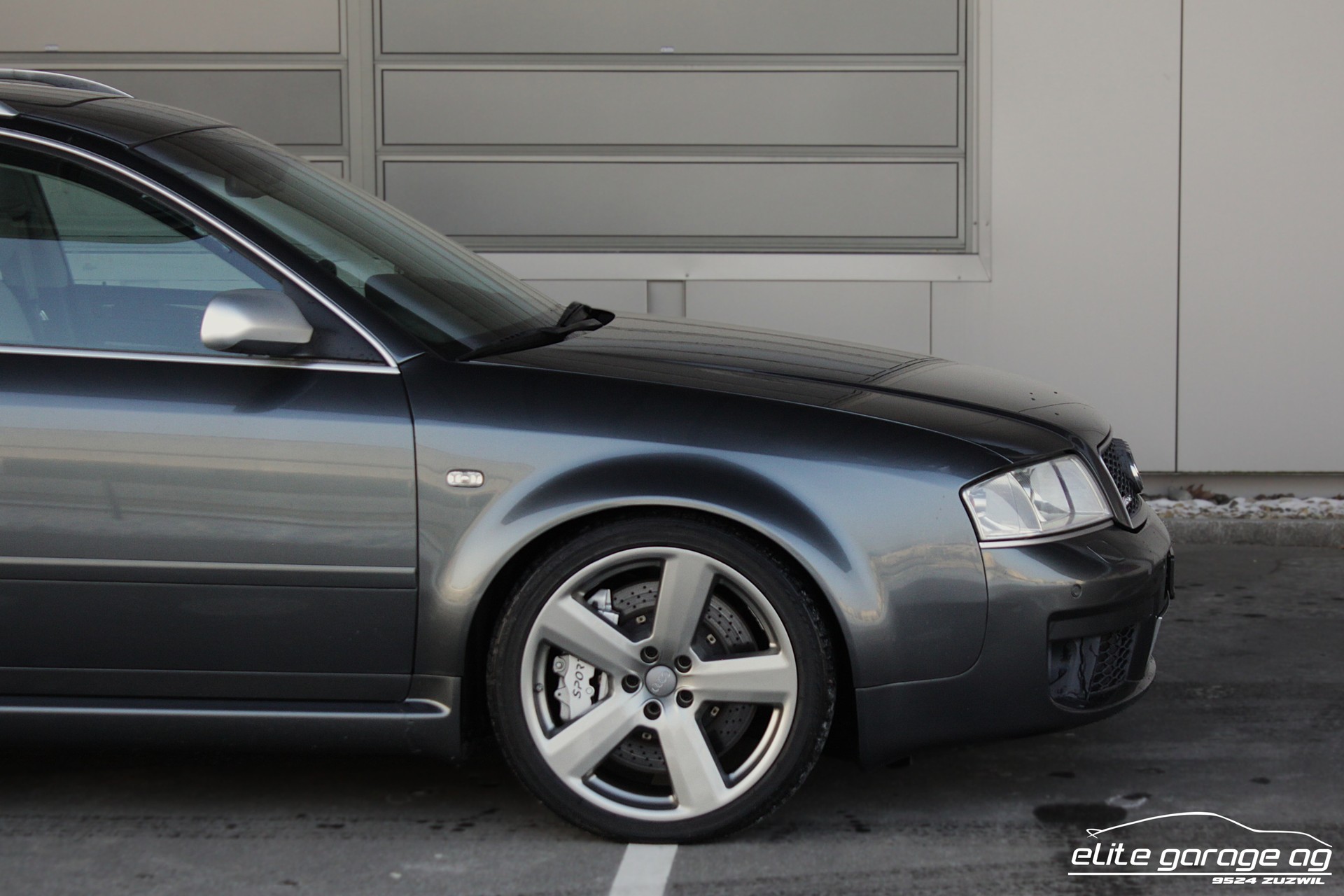 AUDI RS6 Avant QUATTRO SPORTEC 528 PS-image-9