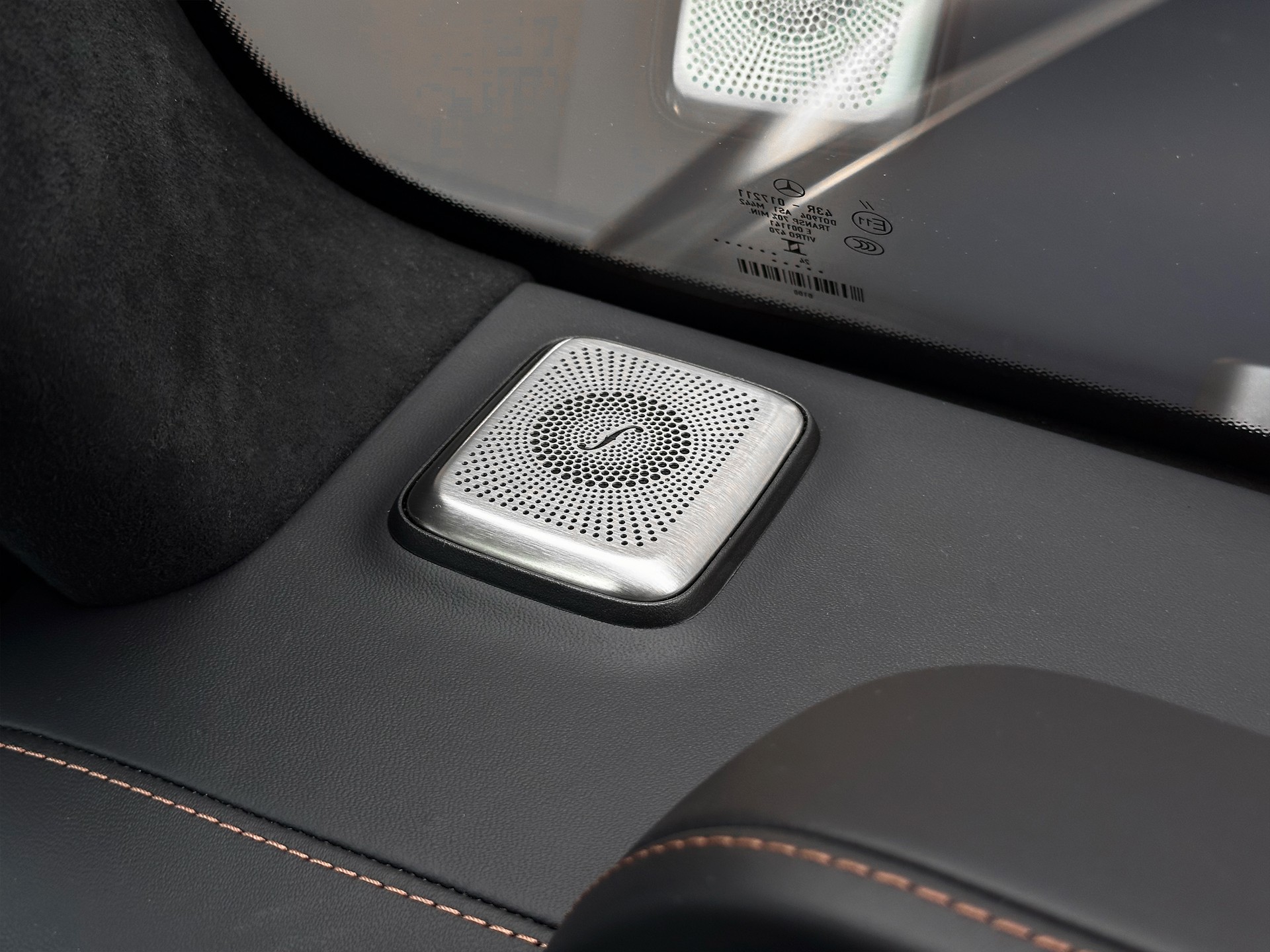 MERCEDES-BENZ G 63 AMG 9G-Tronic-image-22