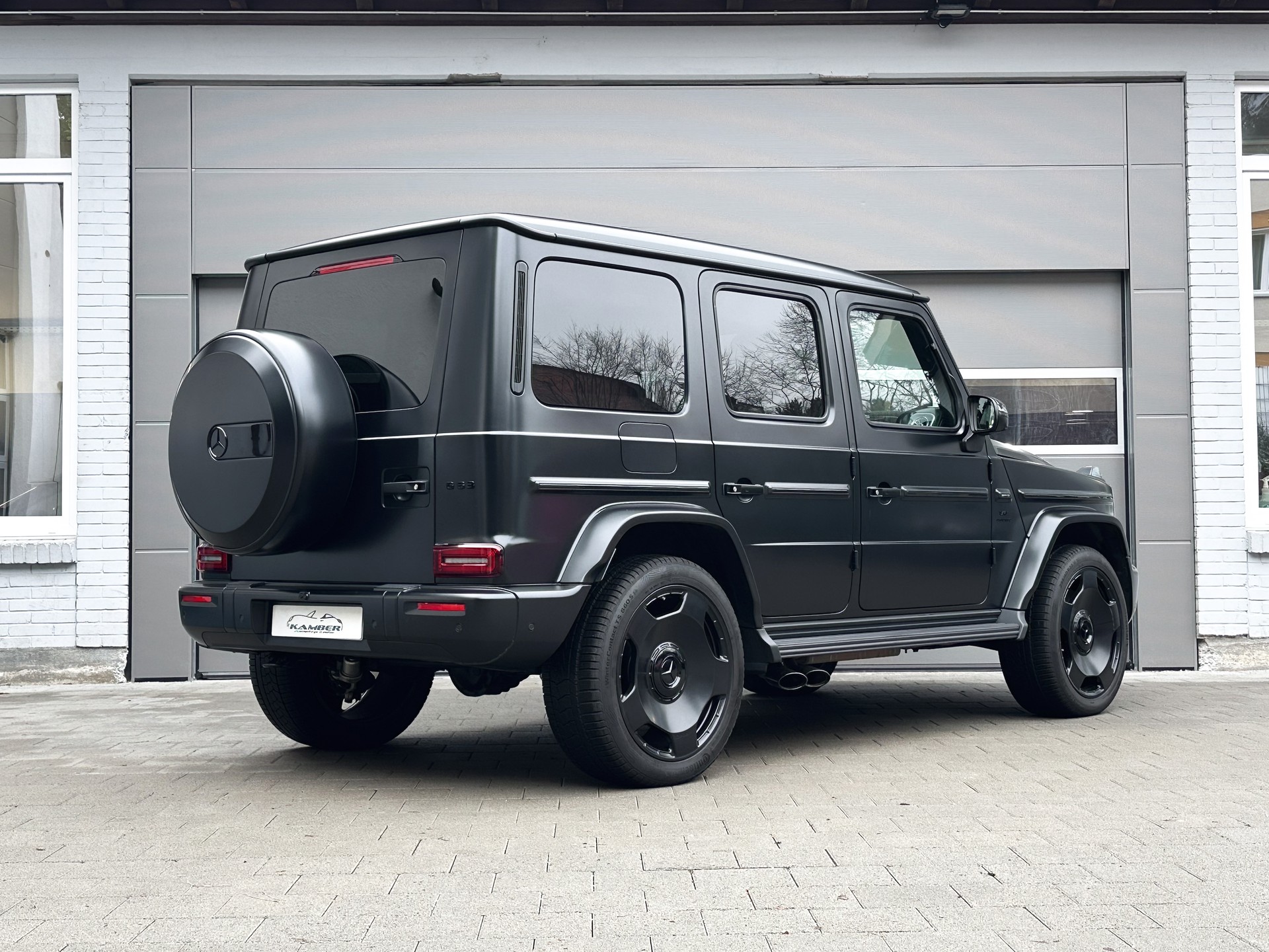 MERCEDES-BENZ G 63 AMG 9G-Tronic-image-4