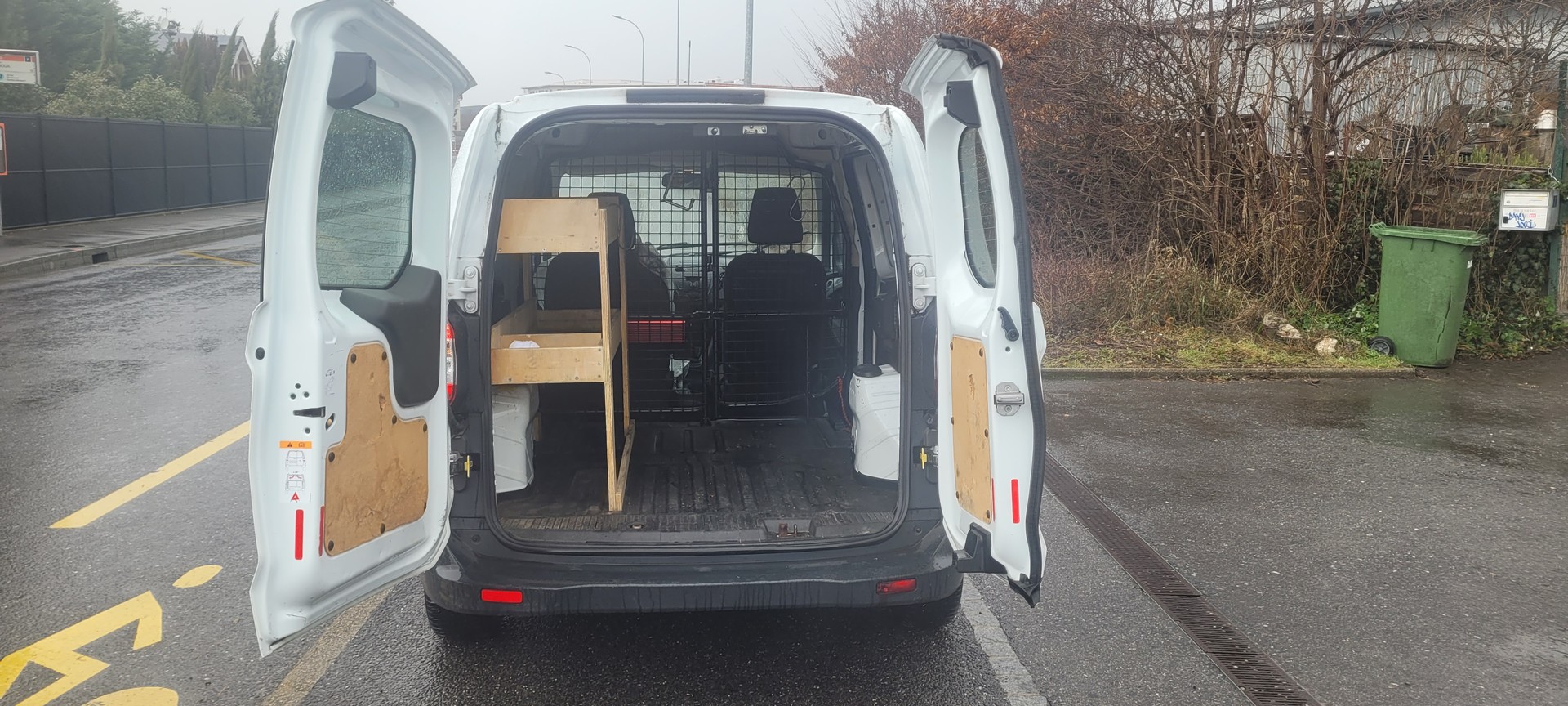 FORD Transit Courier Van 1.0 EcoBoost Trend-image-6
