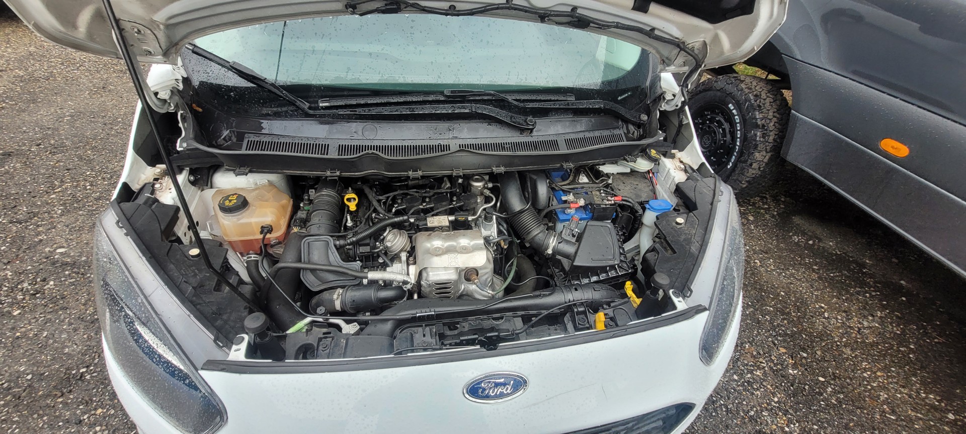 FORD Transit Courier Van 1.0 EcoBoost Trend-image-14