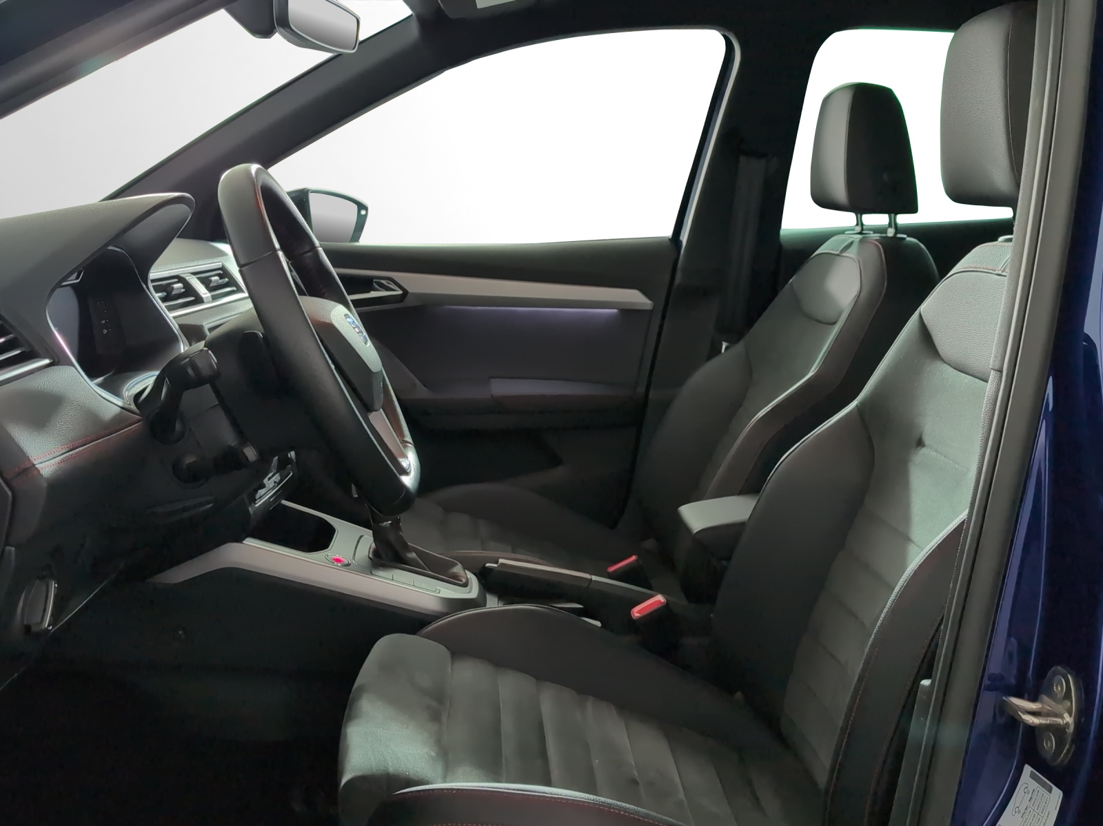 SEAT Arona 1.5 Eco TSI FR DSG-image-5