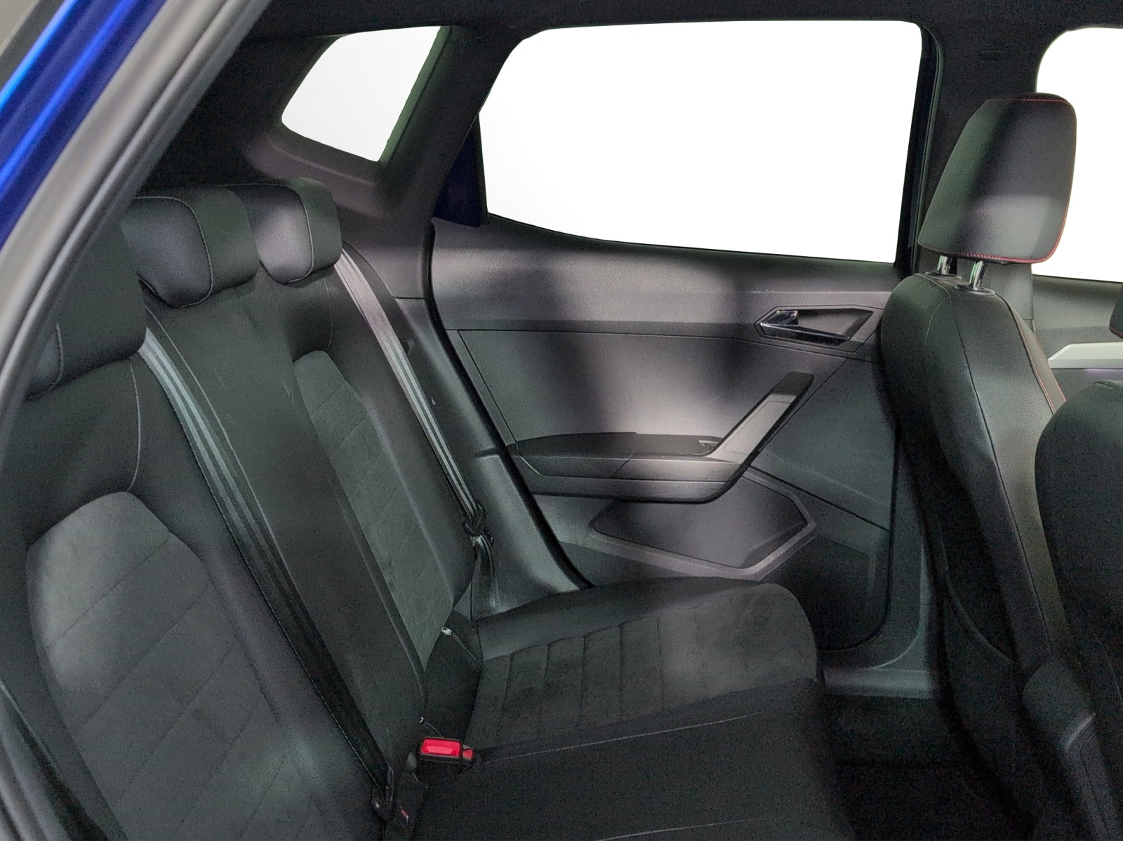 SEAT Arona 1.5 Eco TSI Hola FR DSG-image-12