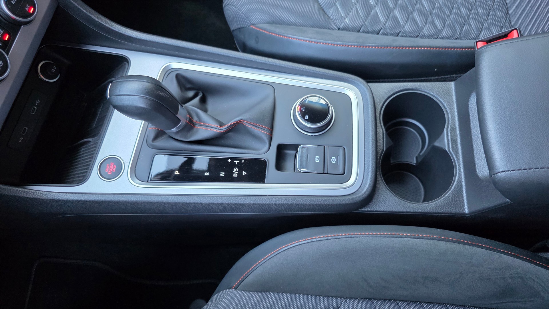 SEAT Ateca 1.5 TSI EVO DSG FR-image-27