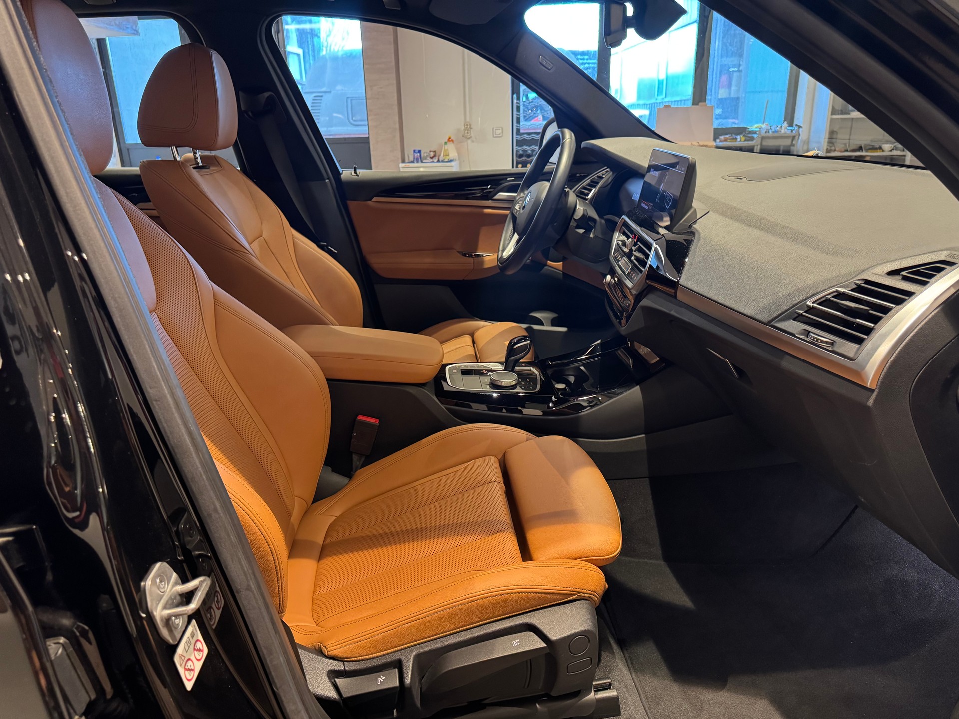 BMW X3 20d xDrive-image-8