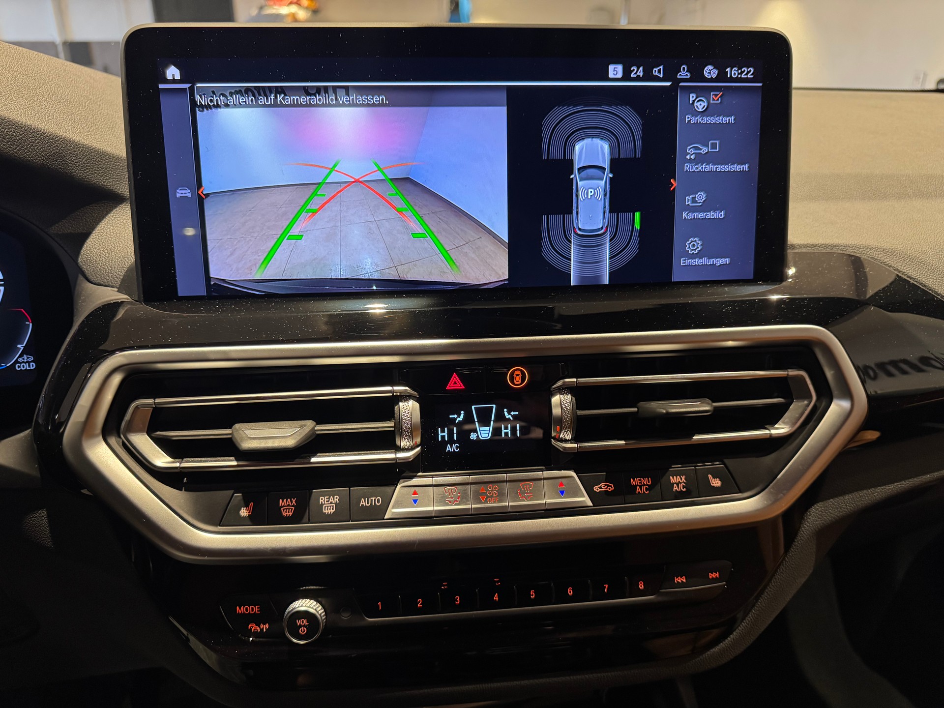 BMW X3 20d xDrive-image-17