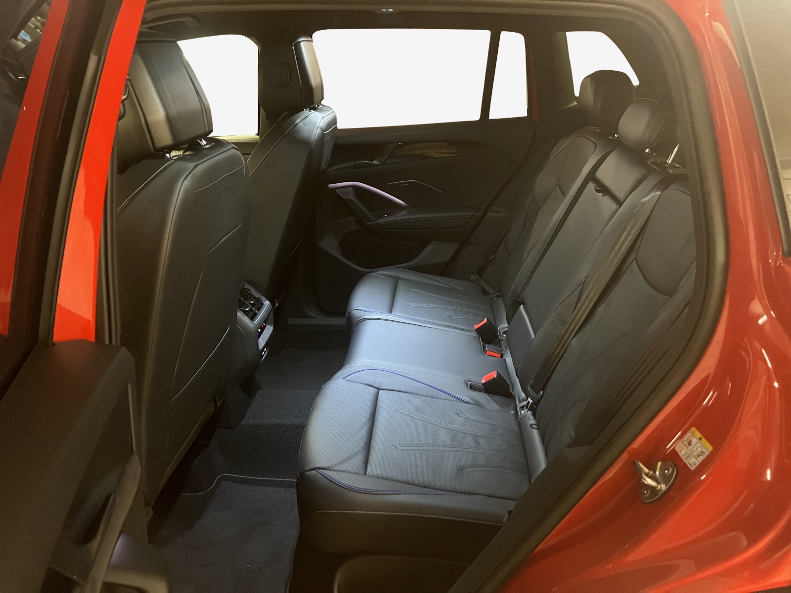 VW Tiguan 2.0 TSI DSG R-Line 4Motion-image-11