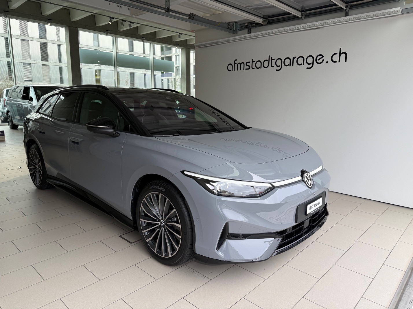 VW ID.7 Tourer Pro S 86 kWh Pro S United-image-0