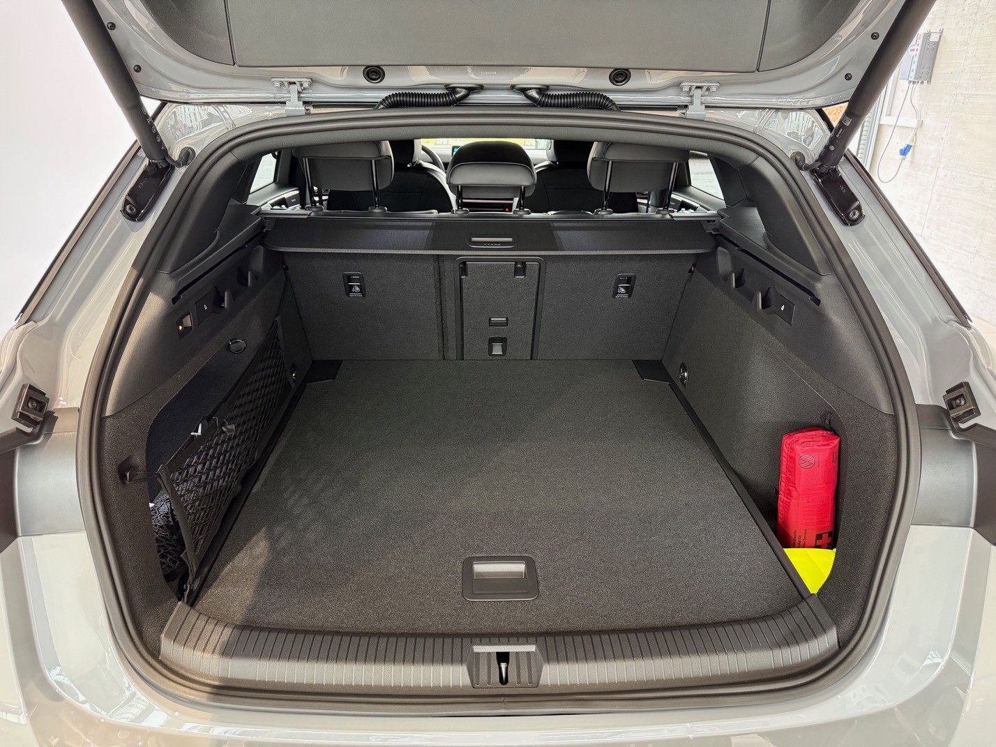 VW ID.7 Tourer Pro S 86 kWh Pro S United-image-6