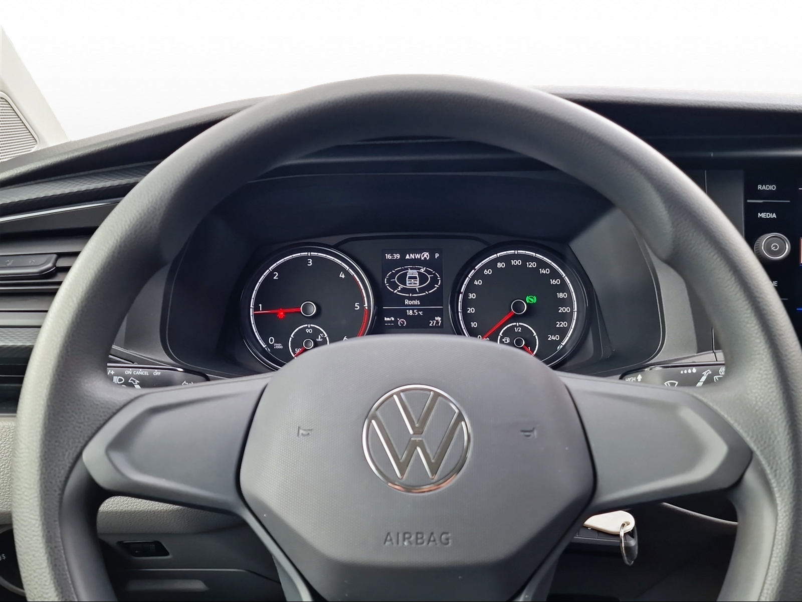 VW T6.1 2.0 TDI DSG-image-4