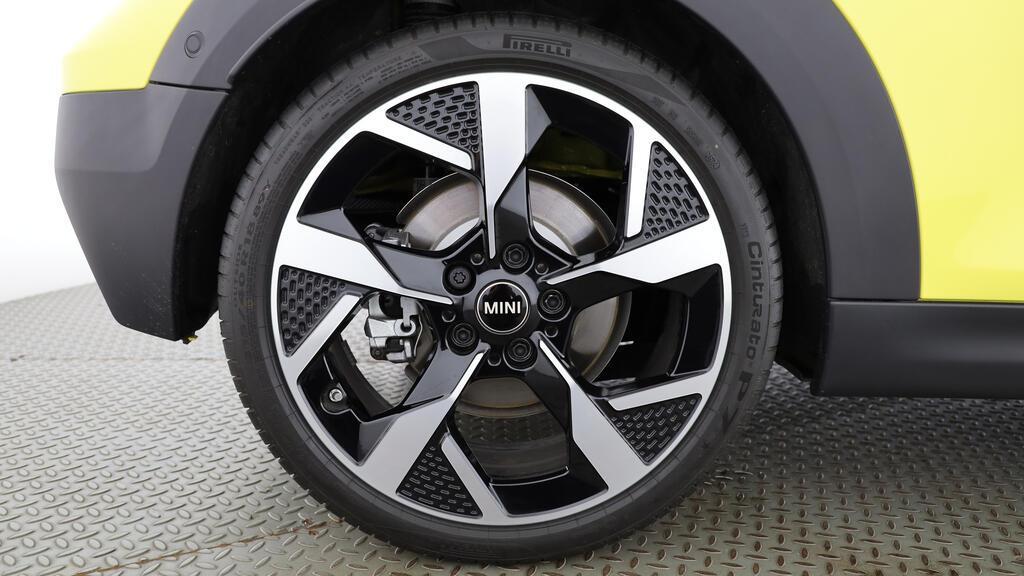 MINI Cooper S Cabrio-image-10