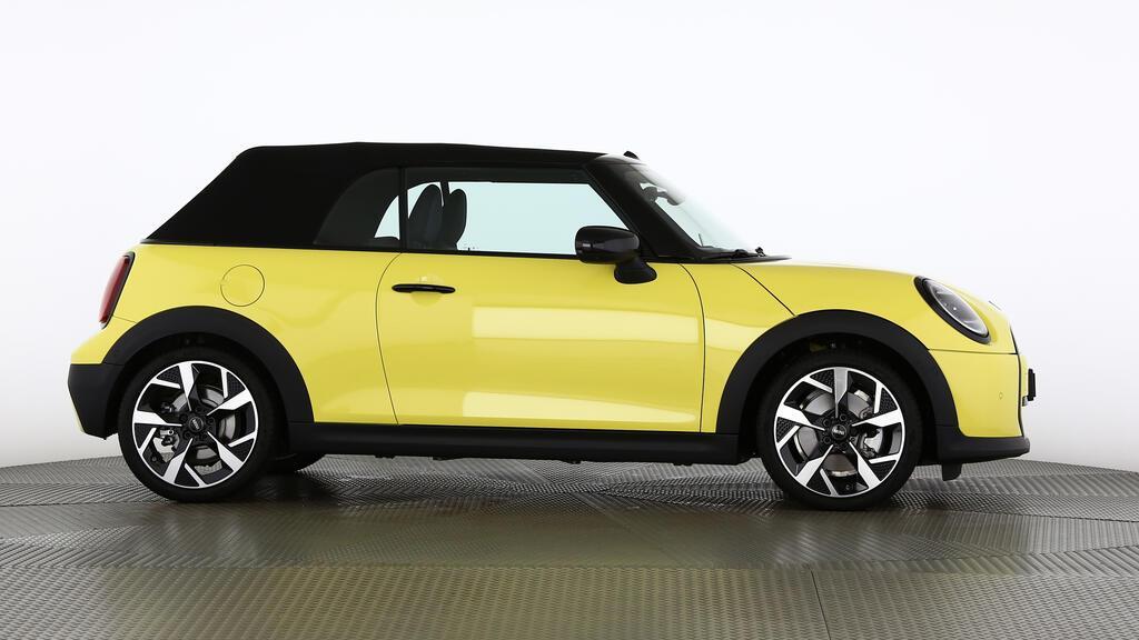 MINI Cooper S Cabrio-image-2