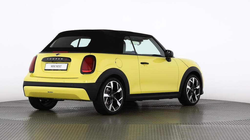 MINI Cooper S Cabrio-image-3