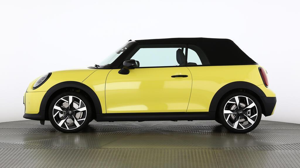 MINI Cooper S Cabrio-image-1