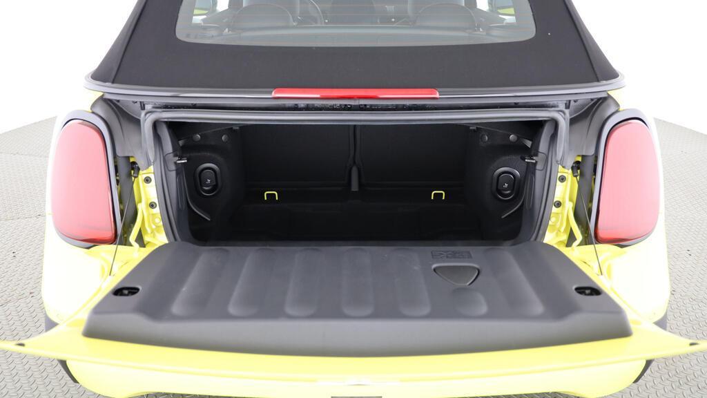 MINI Cooper S Cabrio-image-18