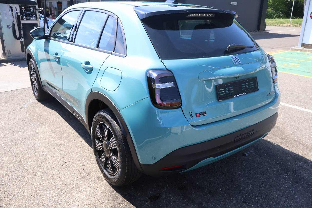 FIAT 600 1.2 Hybrid Swiss Edition-image-5