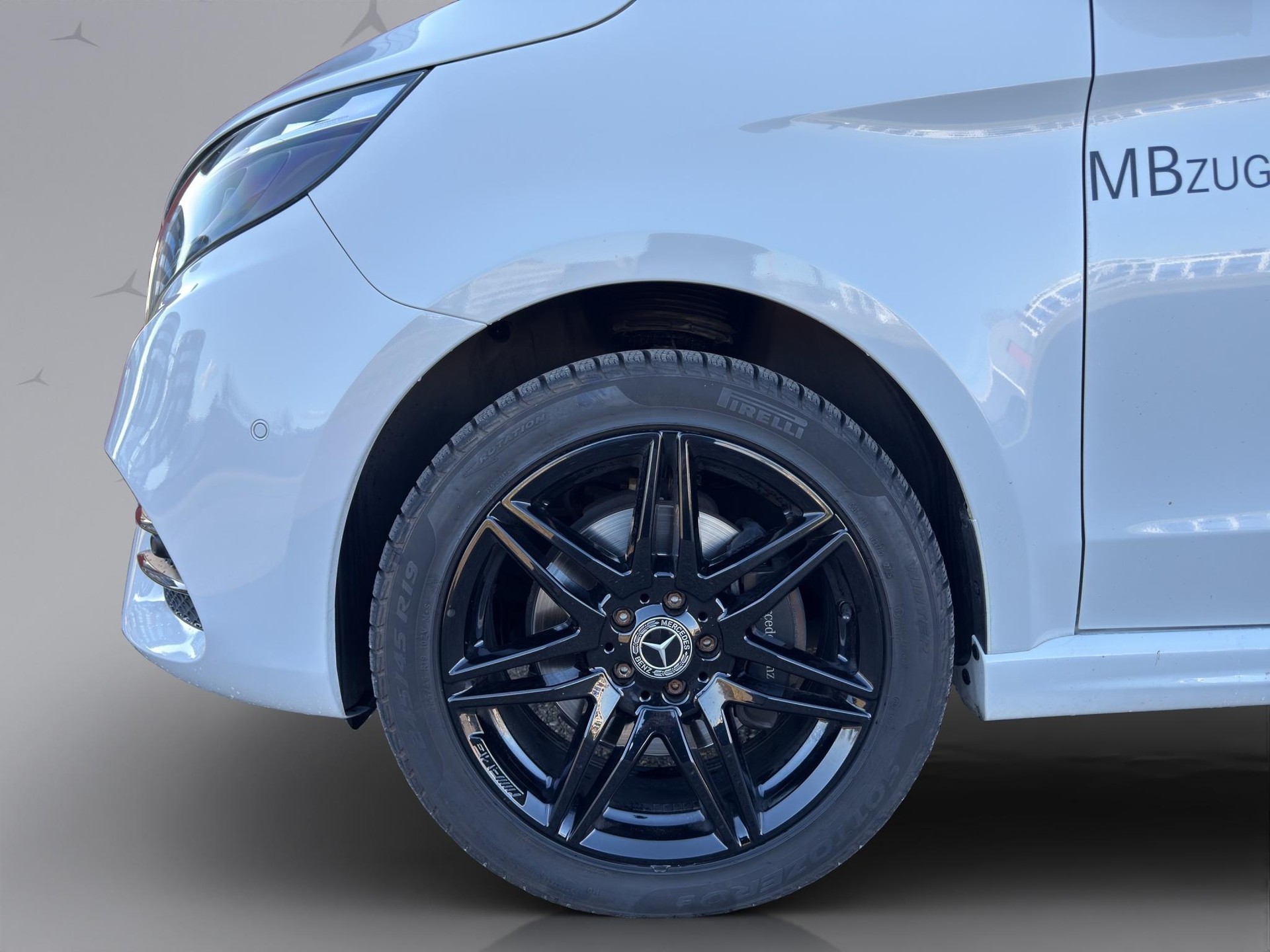 MERCEDES-BENZ V 300 d Swiss Ed. lang Van-image-2