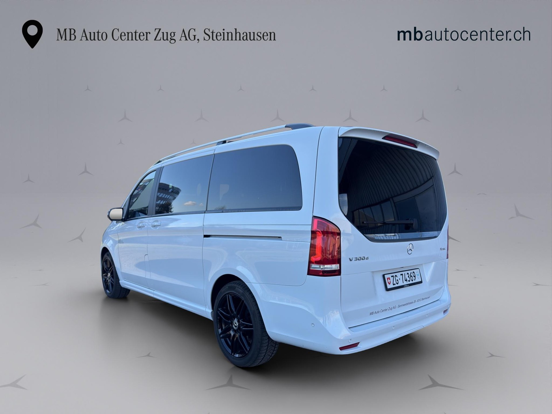 MERCEDES-BENZ V 300 d Swiss Ed. lang Van-image-3