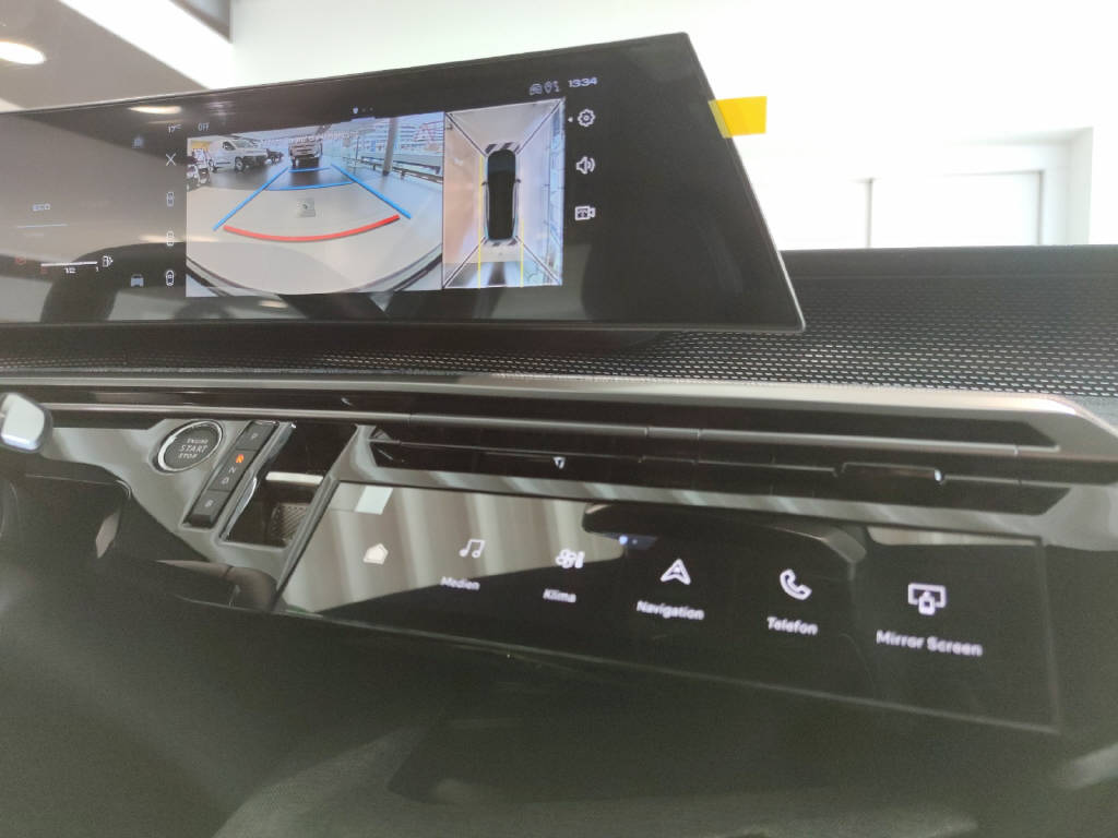 PEUGEOT 3008 1.6 PHEV GT-image-5