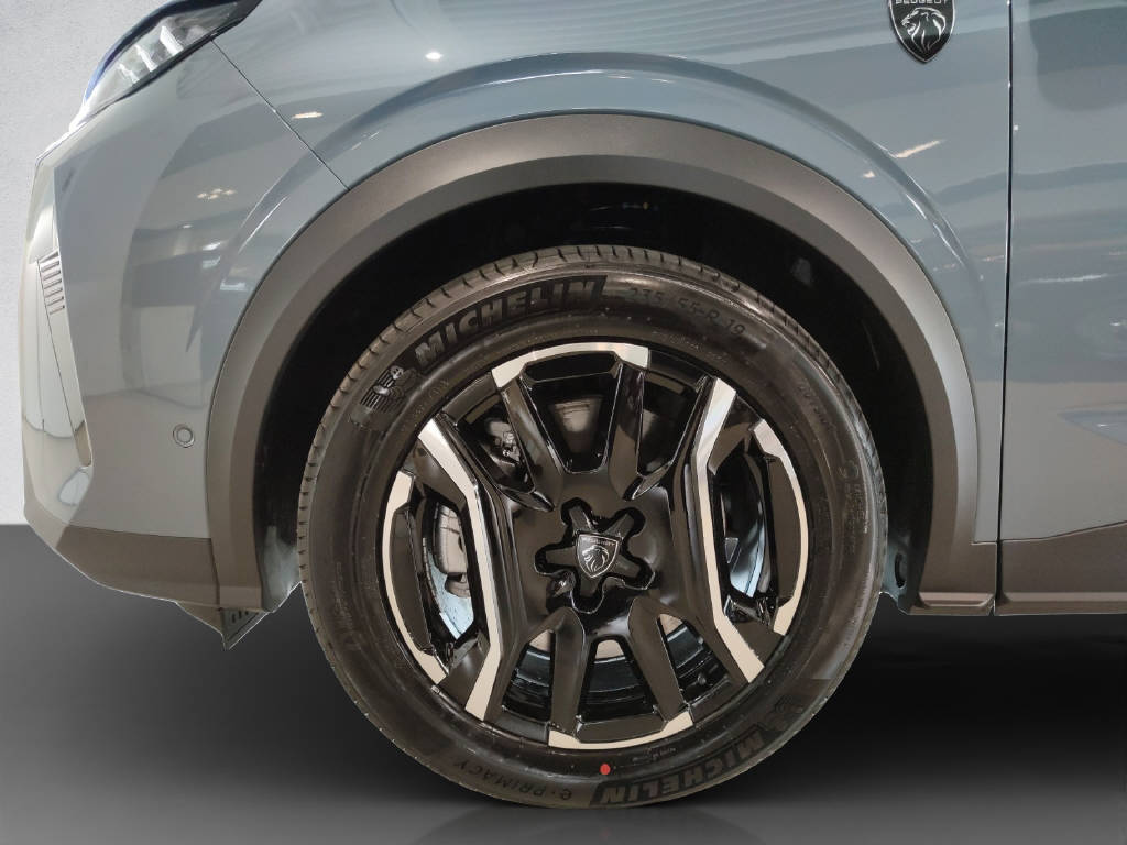 PEUGEOT 3008 1.6 PHEV GT-image-6