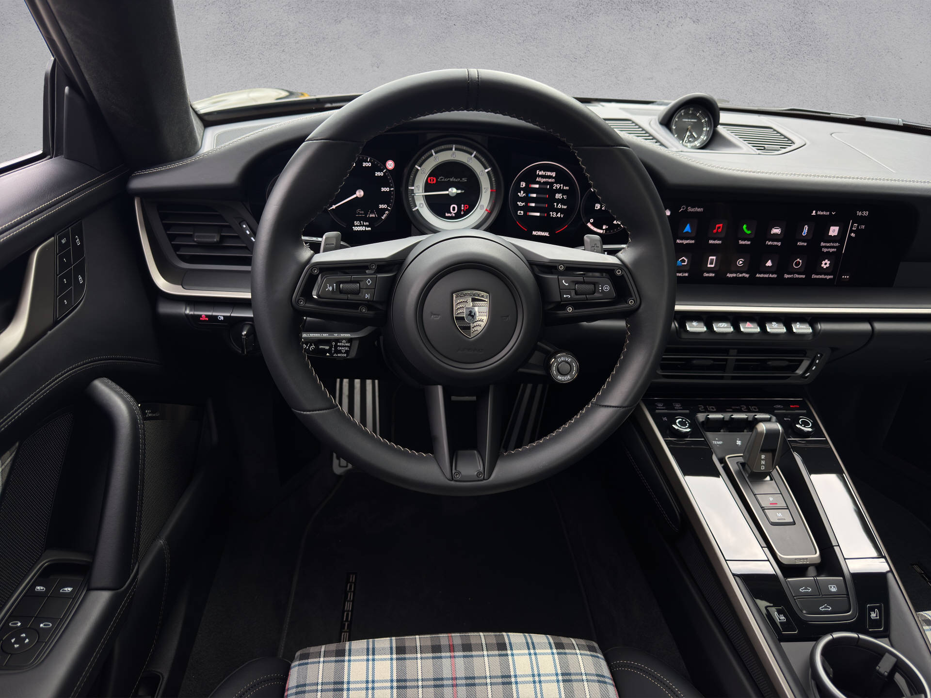 PORSCHE 911 Turbo 50 Jahre-image-3