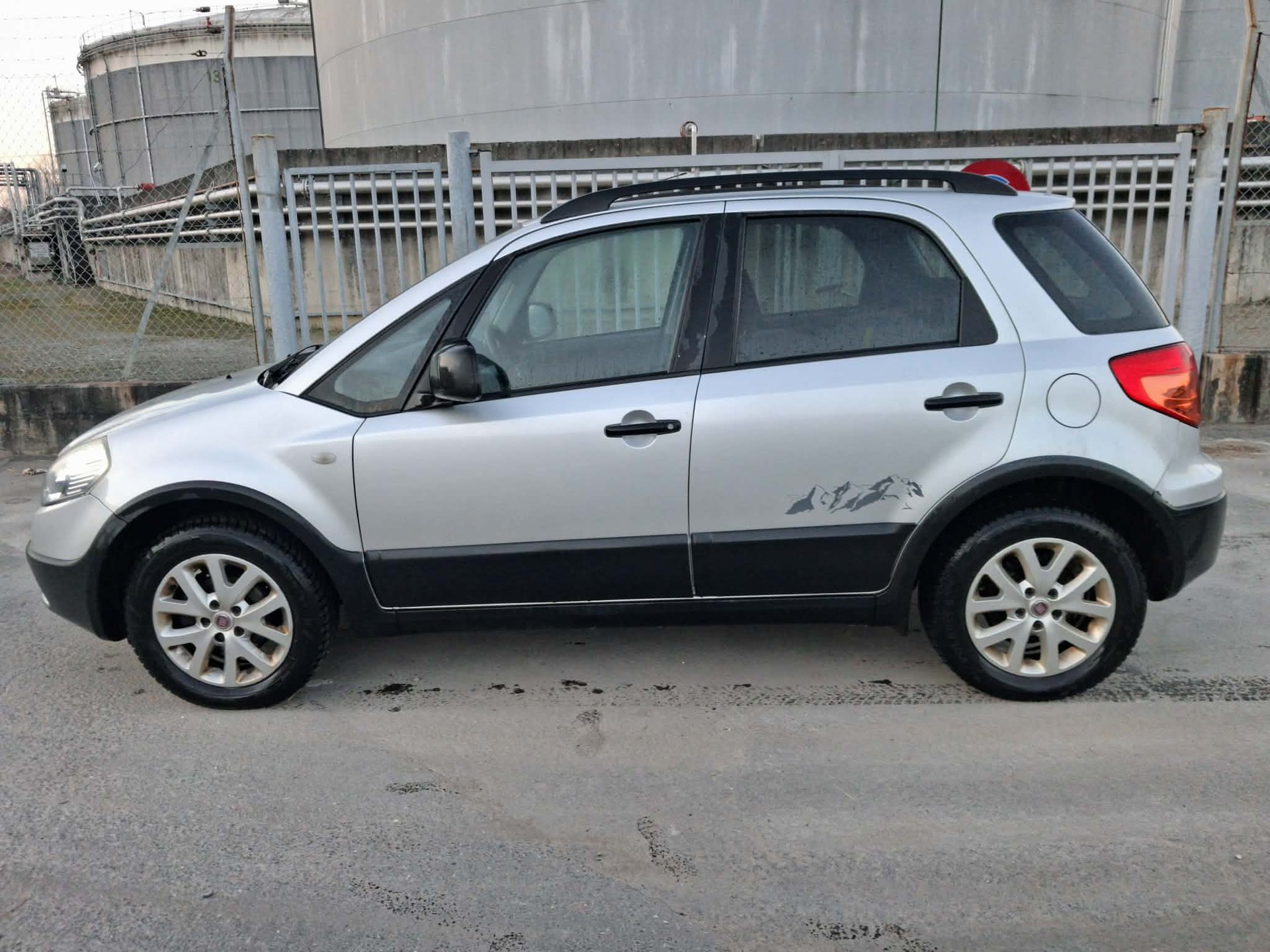 FIAT Sedici 1.6 4WD Freestyle-image-6
