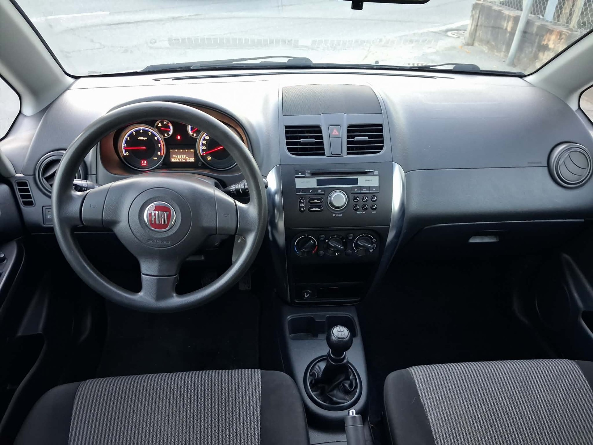 FIAT Sedici 1.6 4WD Freestyle-image-8