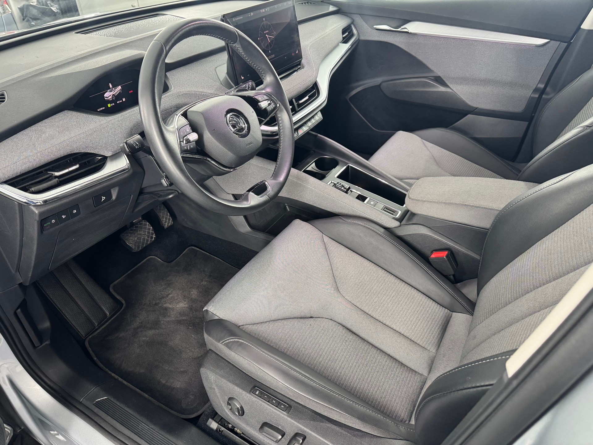 SKODA Enyaq iV 80x-image-9