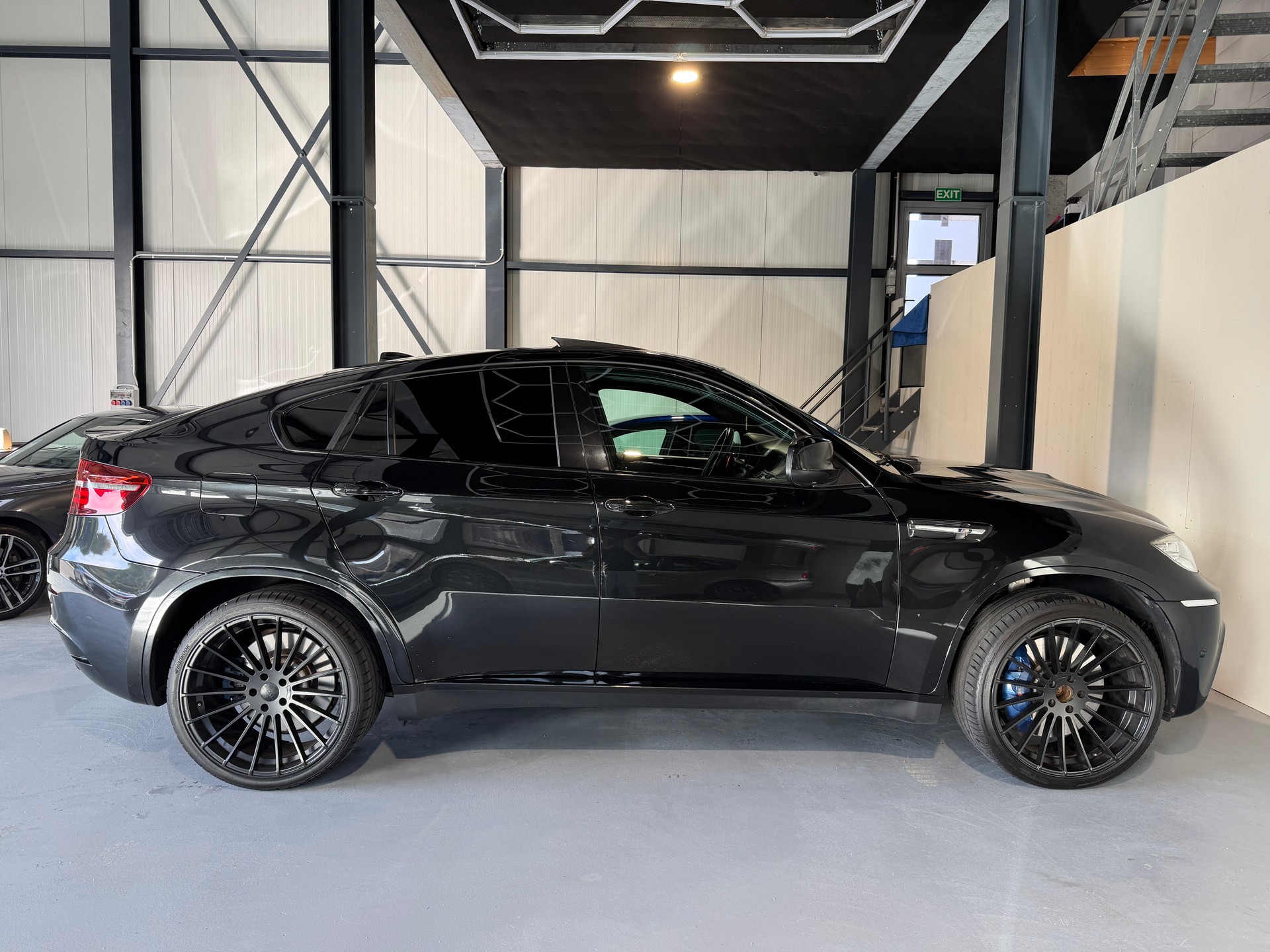 BMW X6 M Steptronic-image-3