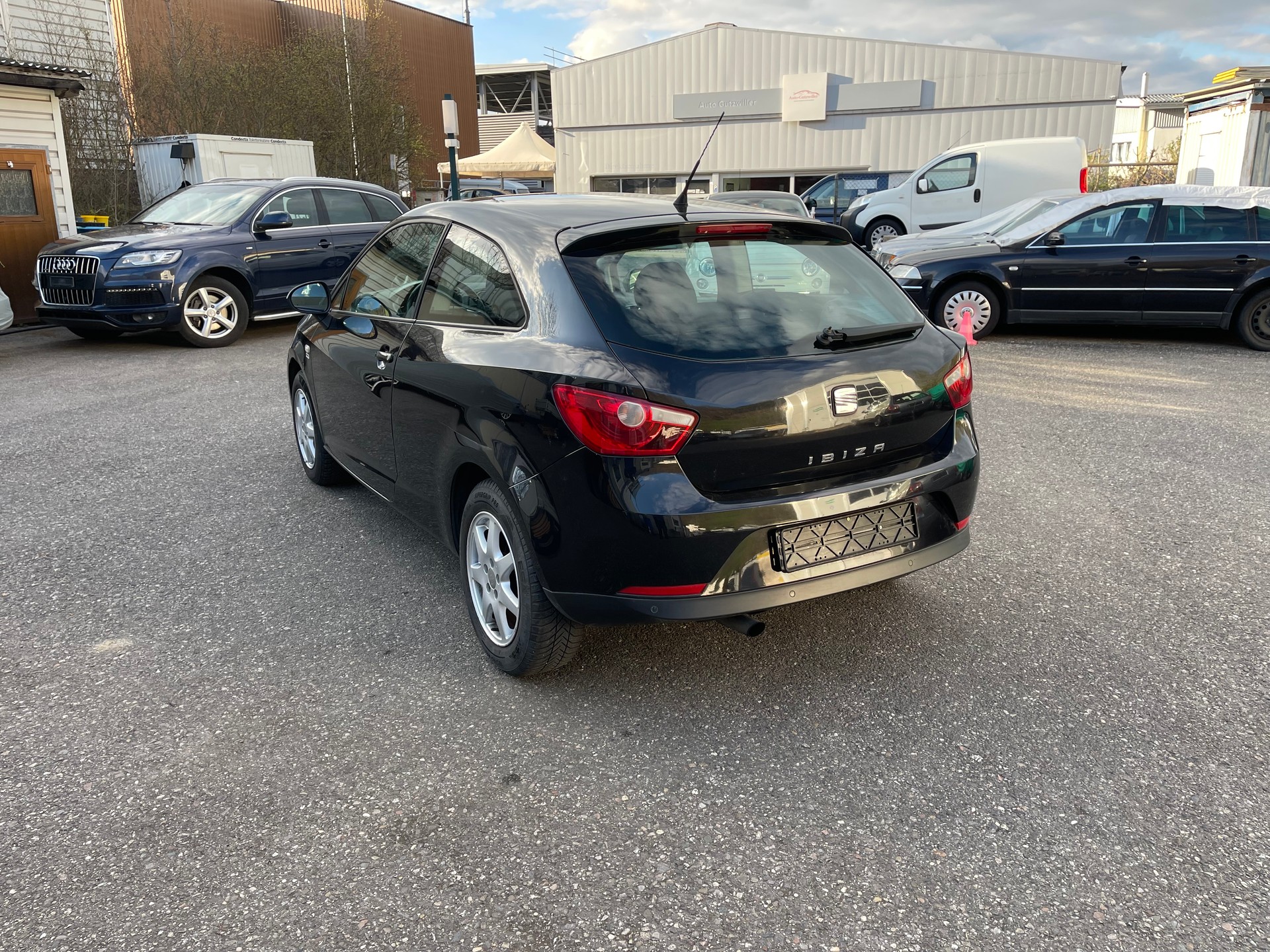 SEAT Ibiza SC 1.6 Sport frisch ab Mfk-image-6