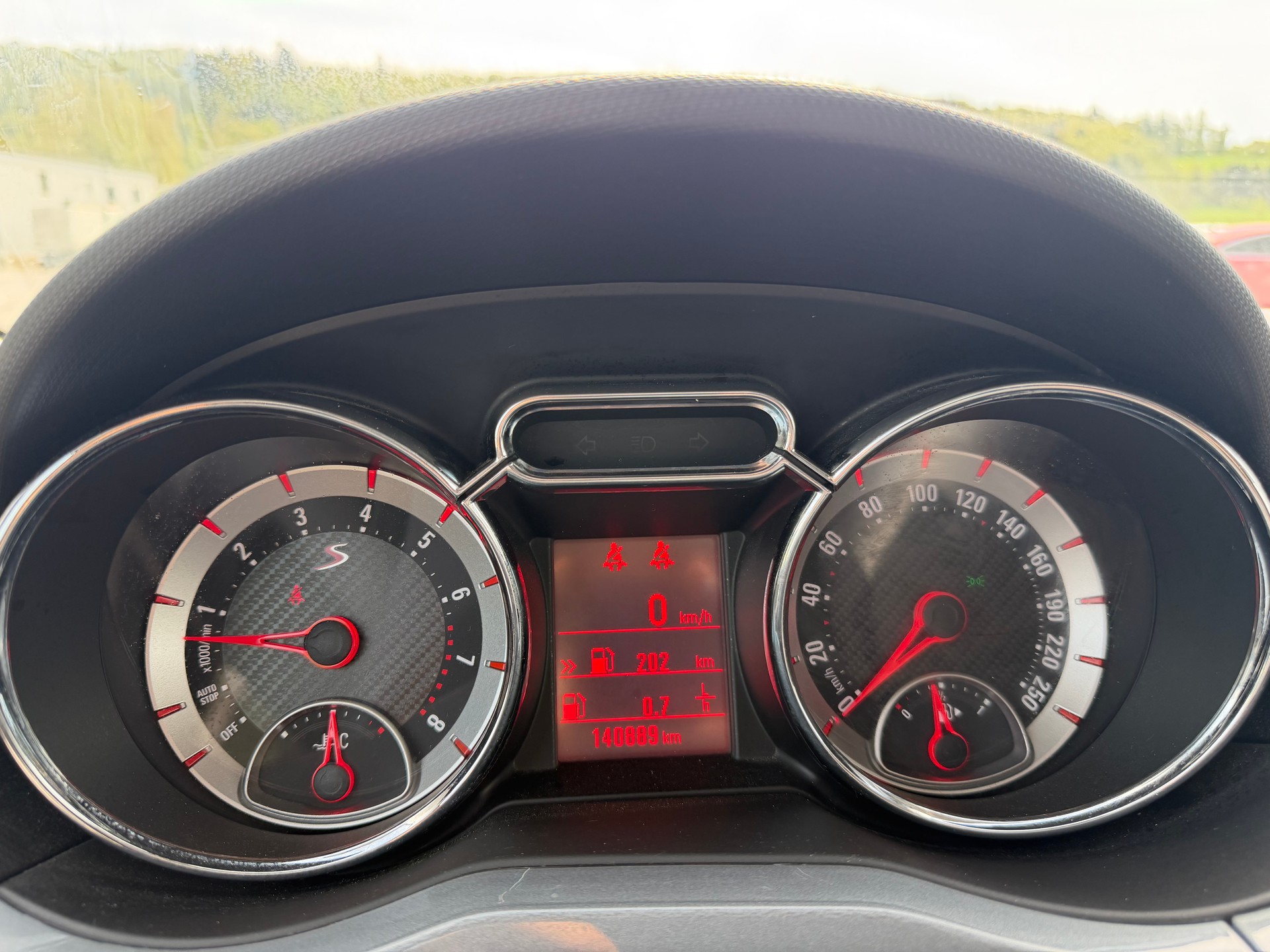 OPEL Adam 1.4 Turbo S-image-12