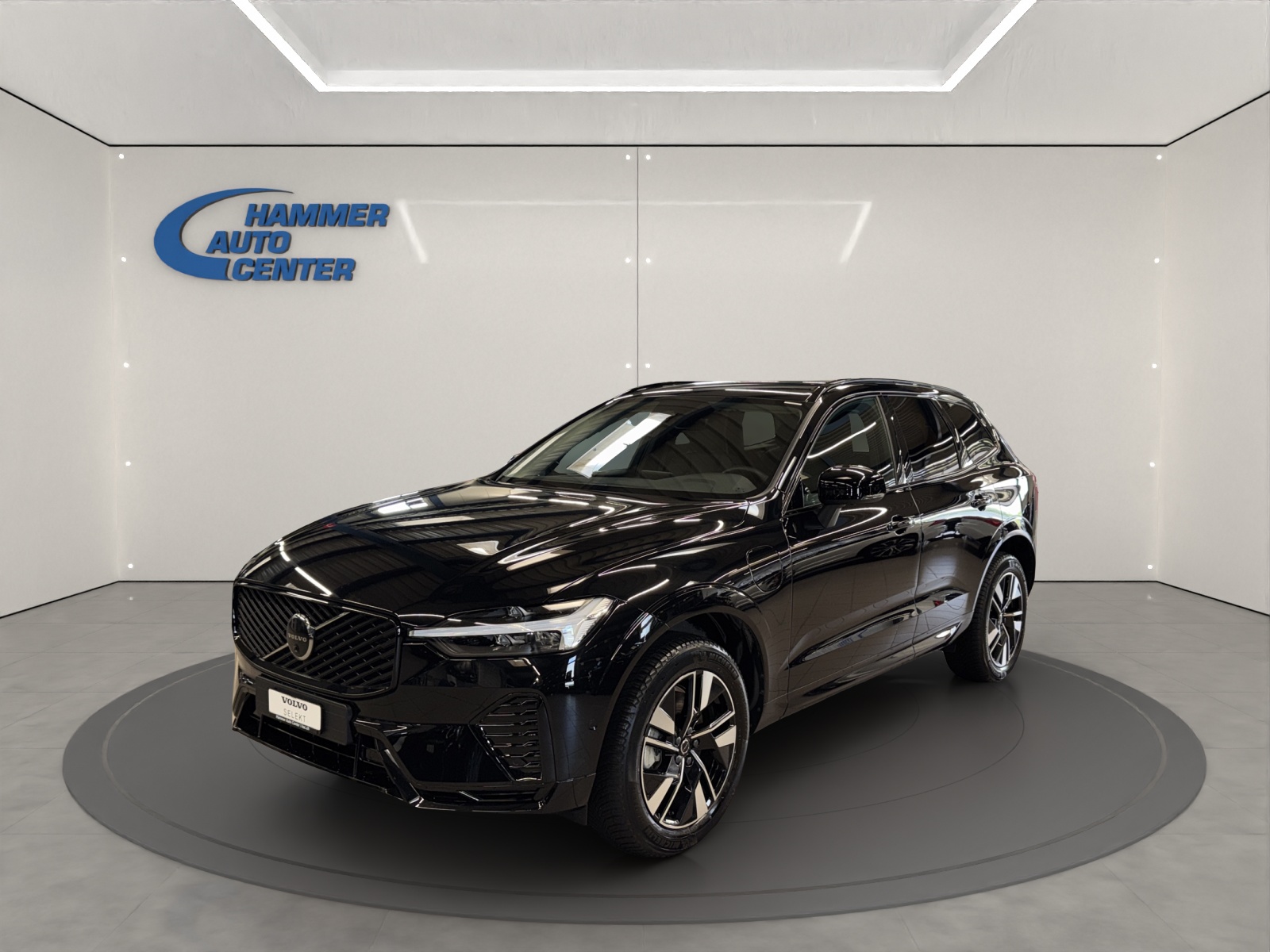 VOLVO XC60 2.0 T6 TE Plus Dark eAWD-image-0