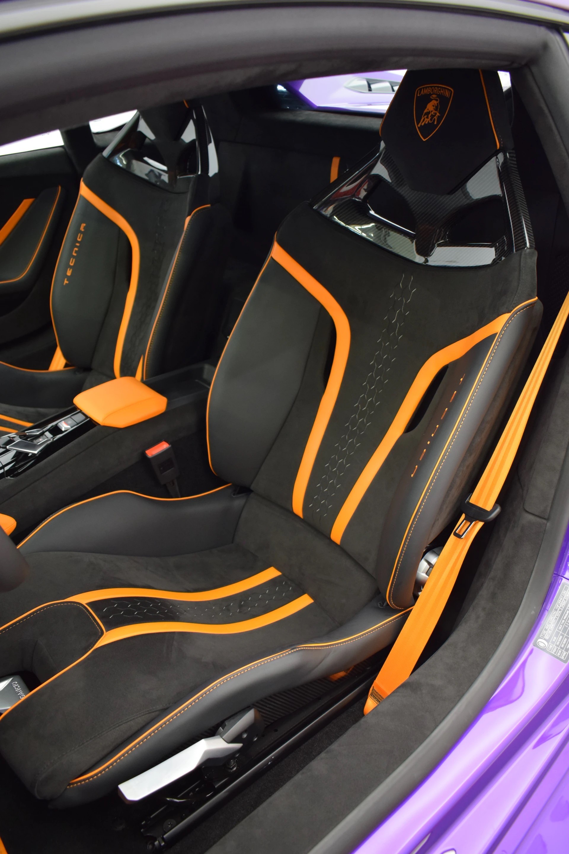 LAMBORGHINI Huracan Tecnica Coupé "viola pasifae"-image-21