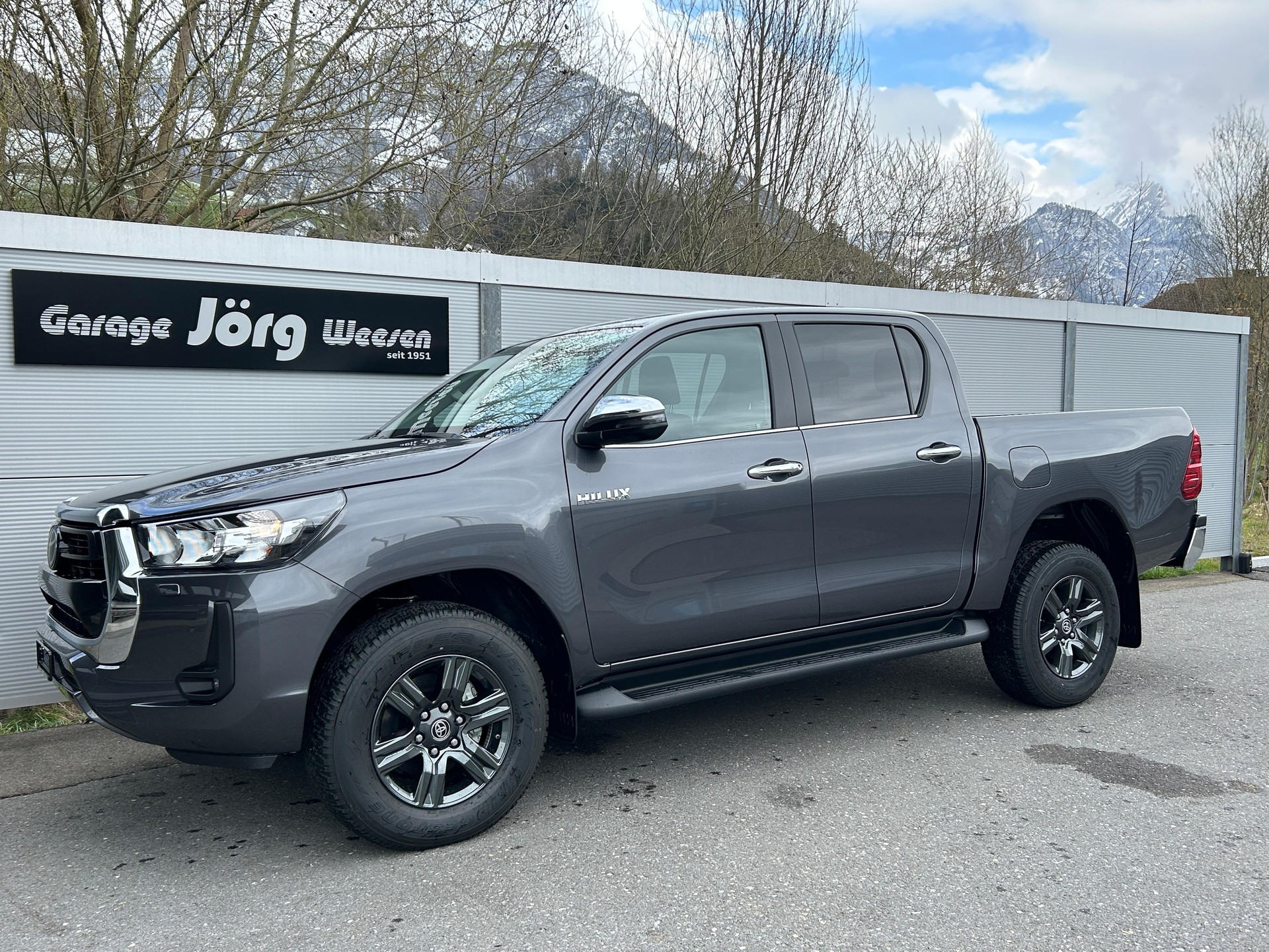 TOYOTA Hilux Double Cab.-Pick-up 2.4 D-4D 150 Style
