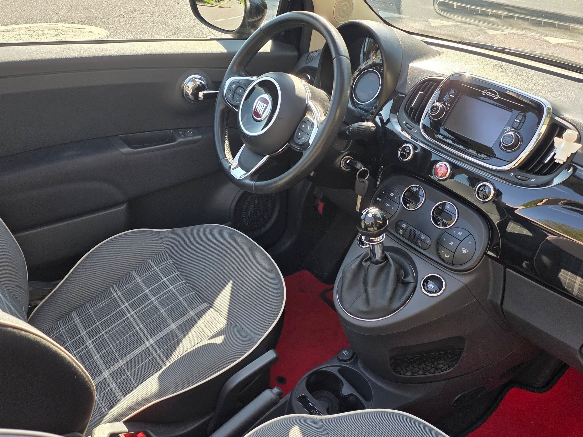 FIAT 500C 0.9 Twinair Turbo Lounge-image-8