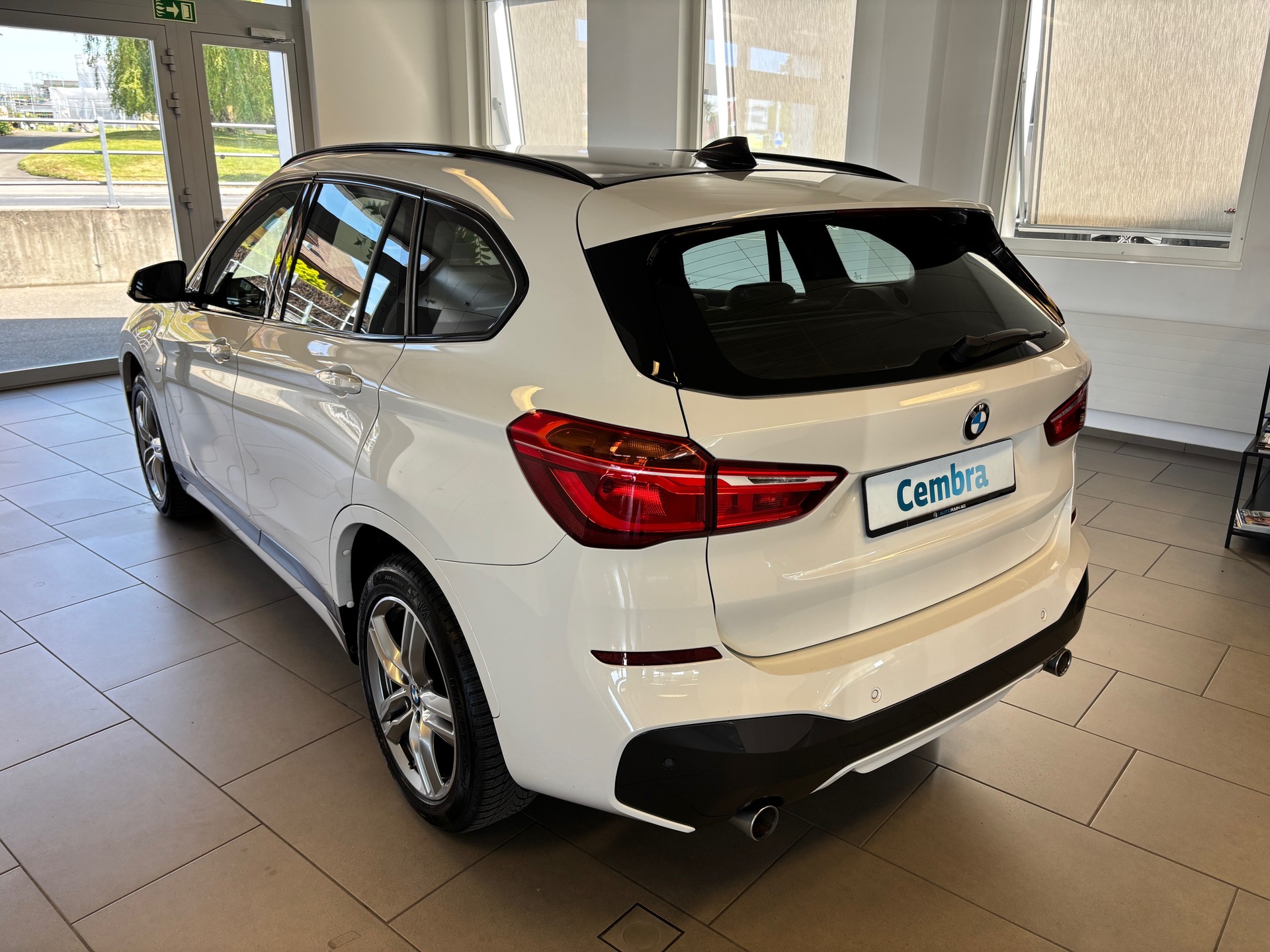 BMW X1 xDrive 20d M Sport Steptronic-image-3