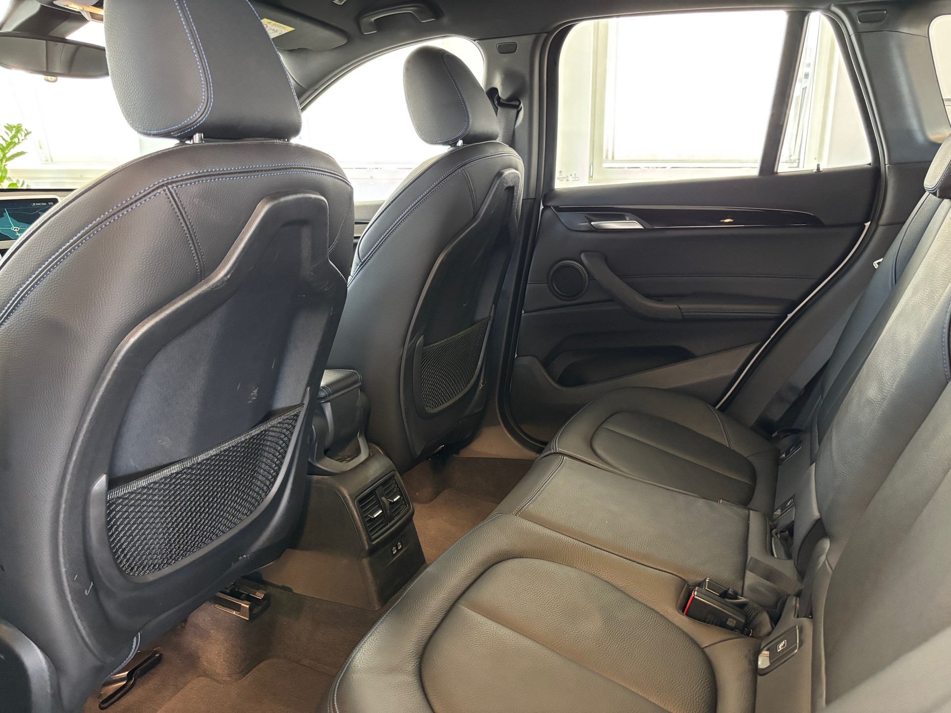 BMW X1 xDrive 20d M Sport Steptronic-image-11