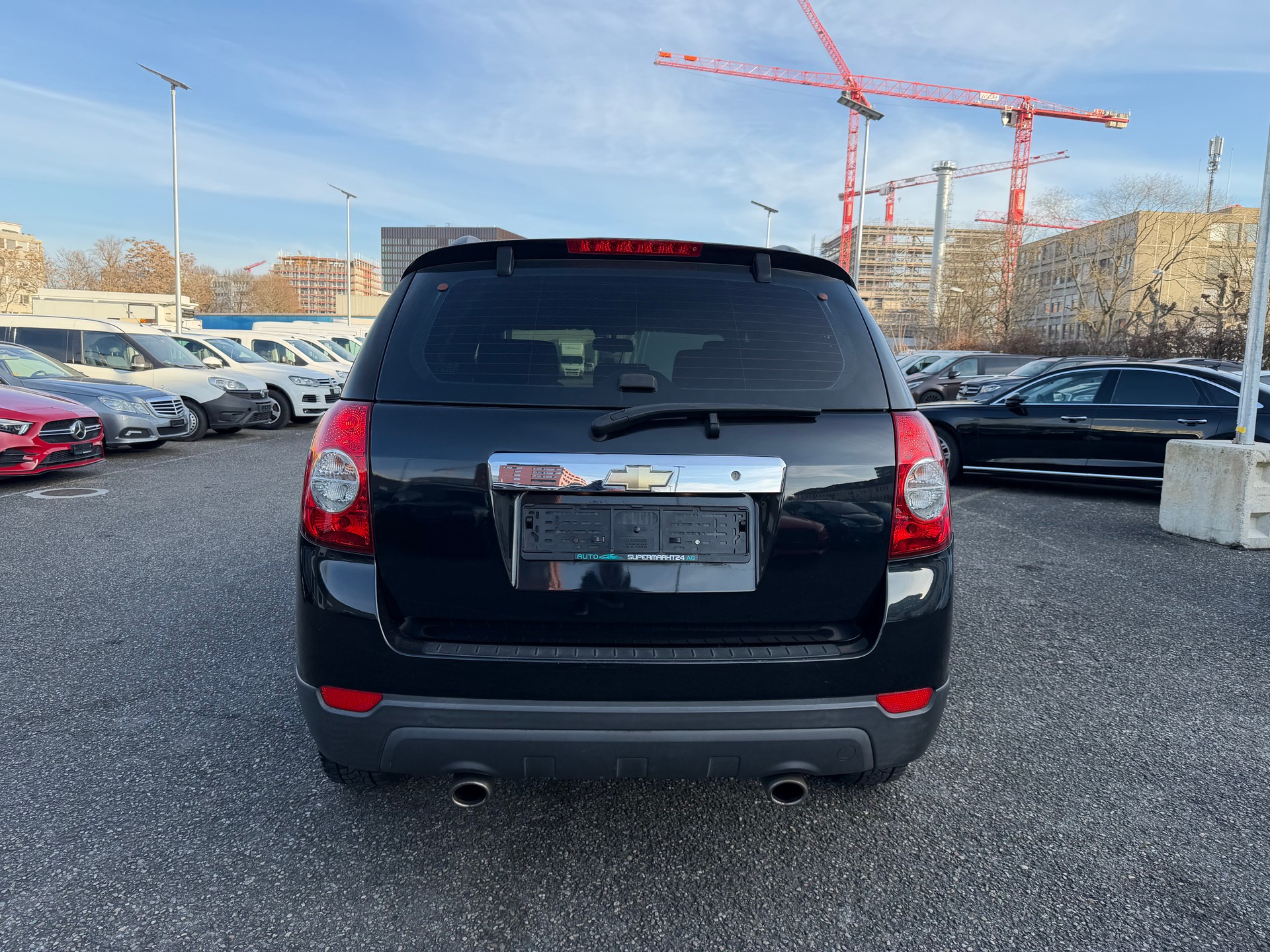 CHEVROLET Captiva 2.4 LS 2WD-showroom-element-3