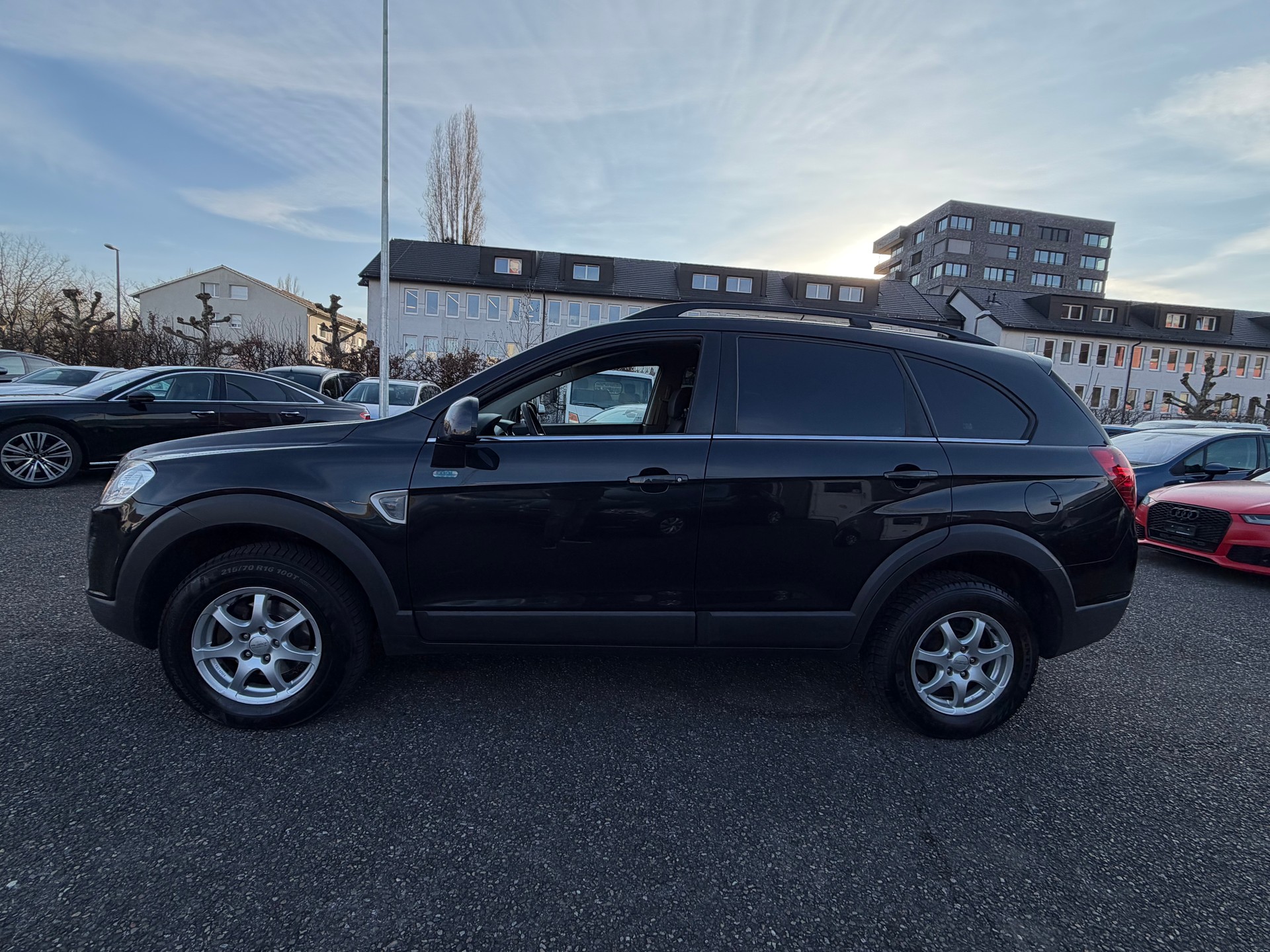 CHEVROLET Captiva 2.4 LS 2WD-showroom-element-1