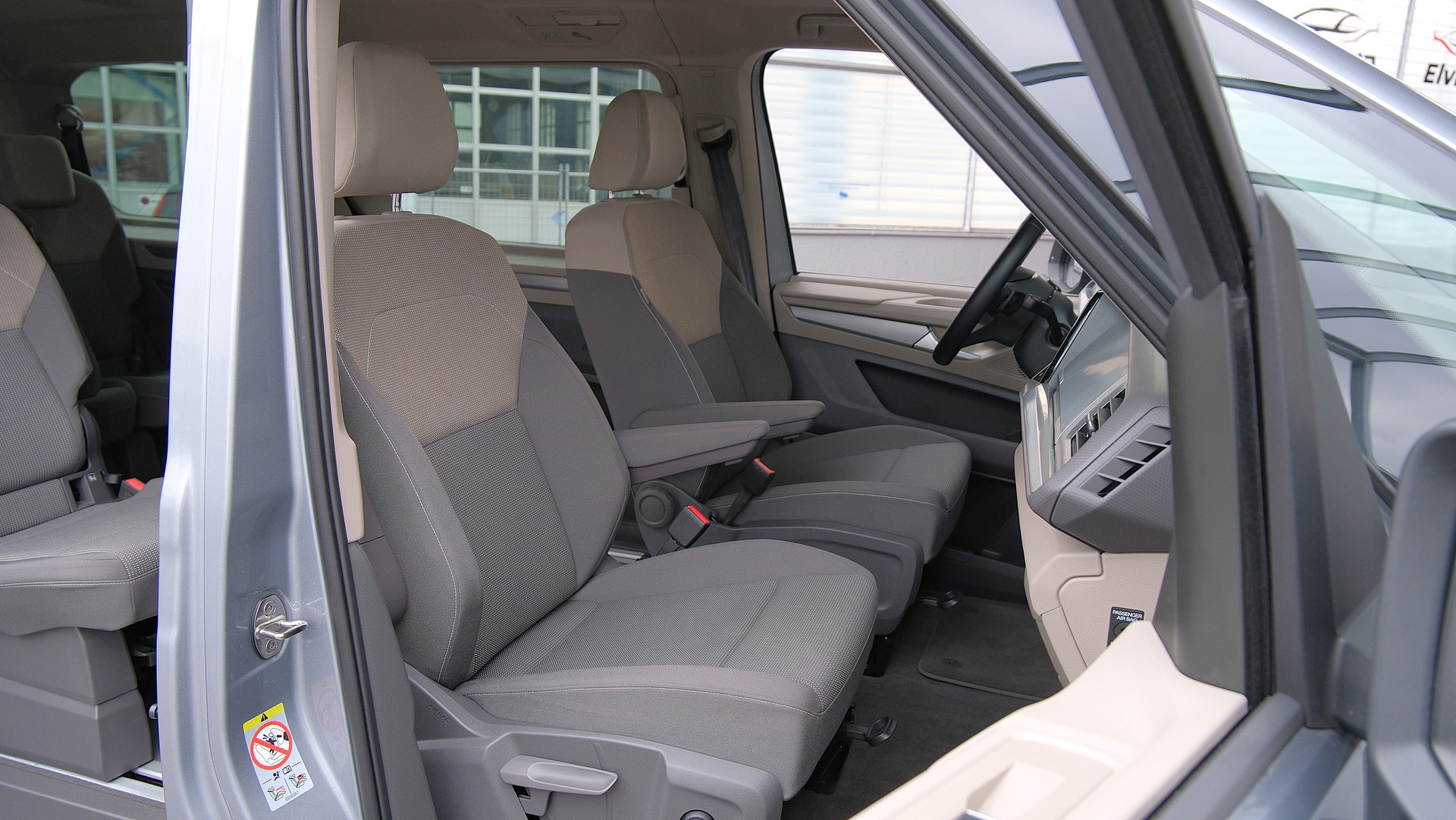 VW Multivan 2.0 TDI Life DSG Lang-image-19