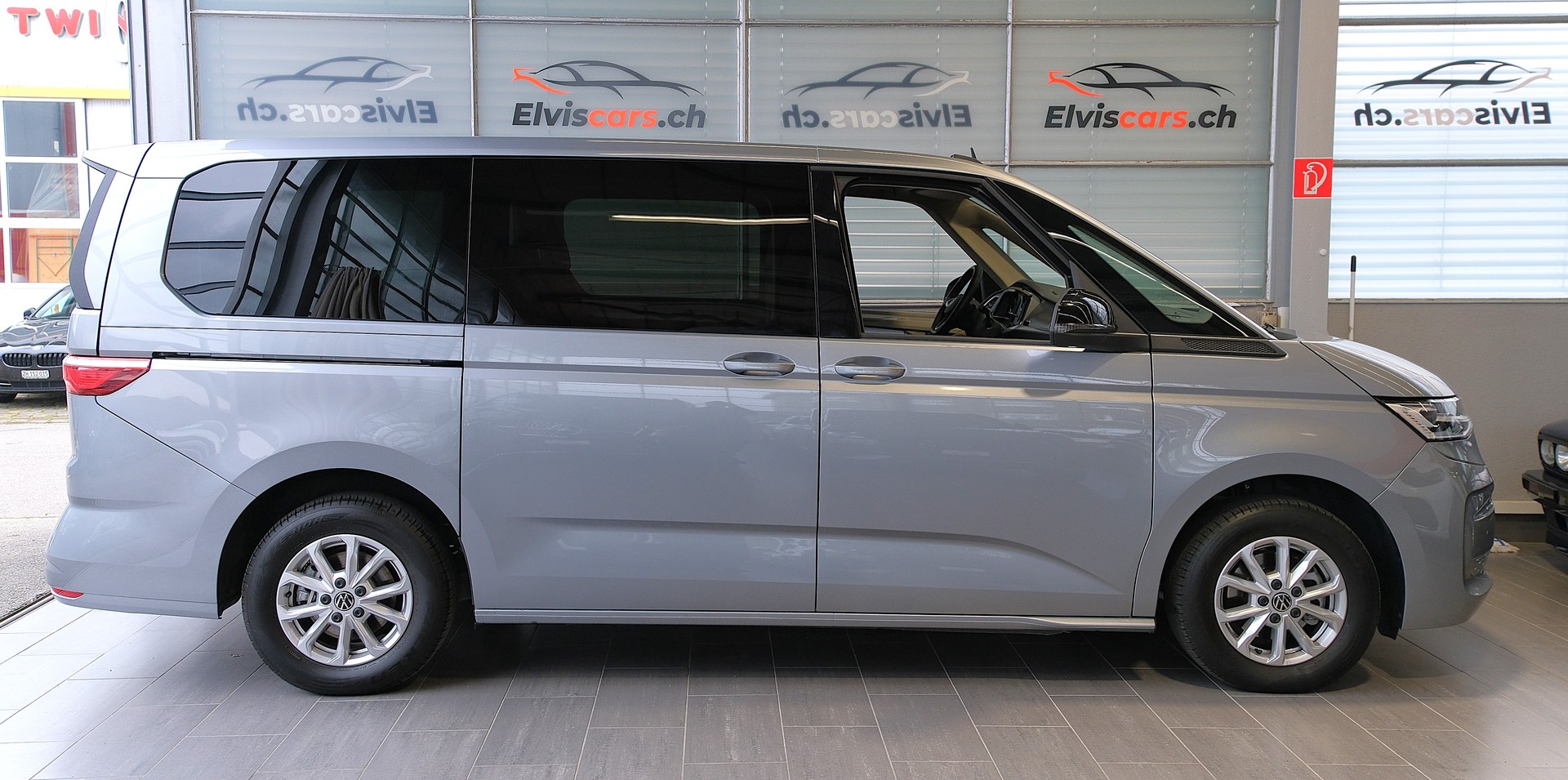 VW Multivan 2.0 TDI Life DSG Lang-image-24