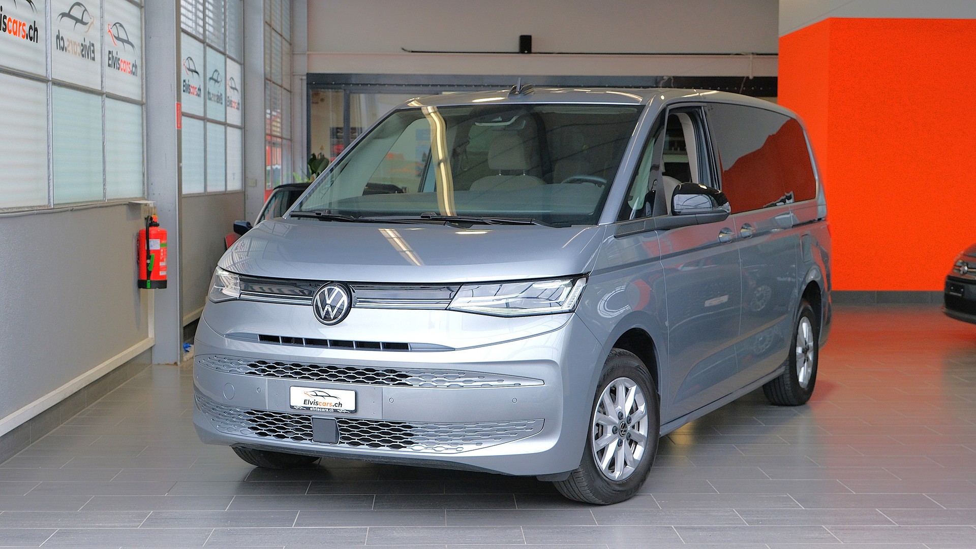 VW Multivan 2.0 TDI Life DSG Lang-image-0