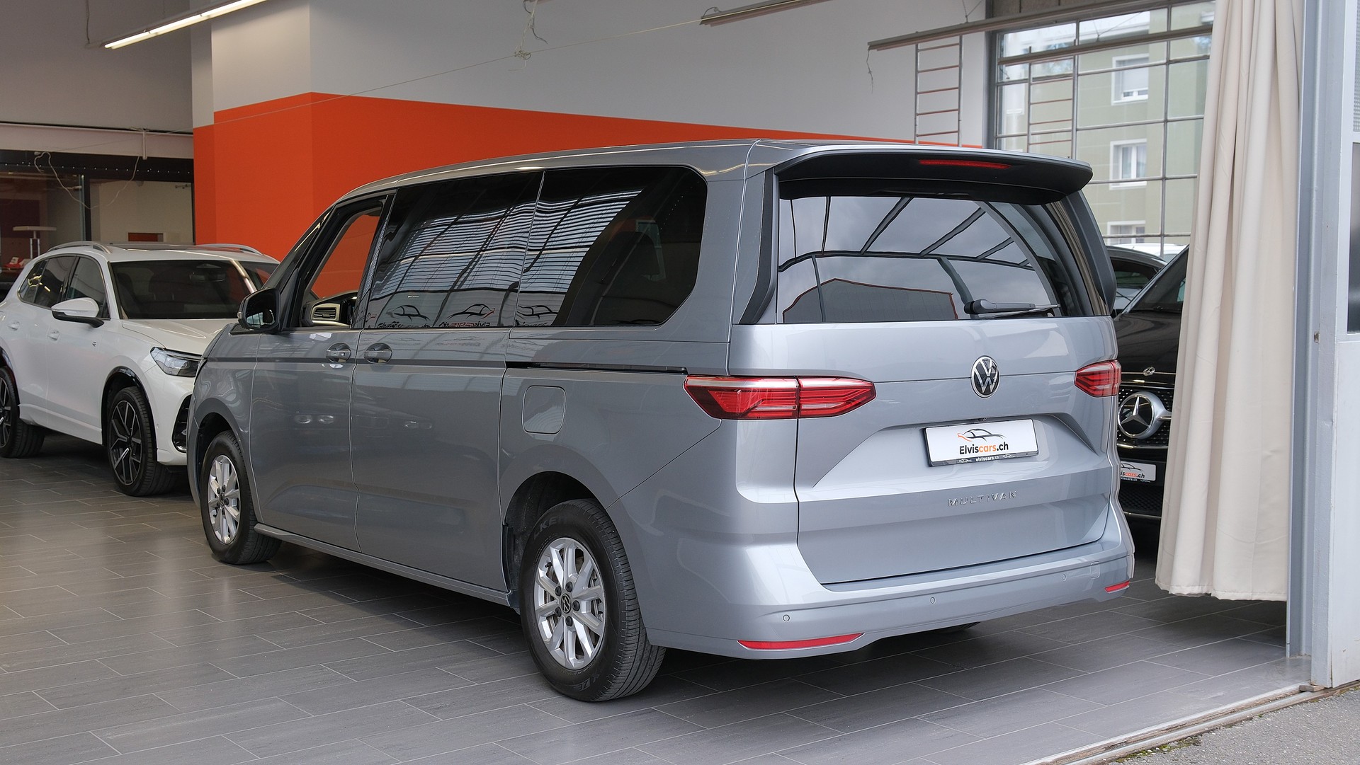 VW Multivan 2.0 TDI Life DSG Lang-image-13