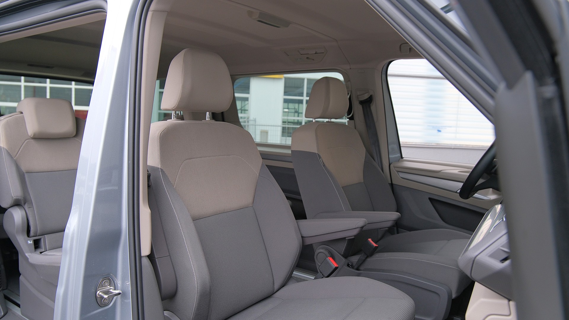 VW Multivan 2.0 TDI Life DSG Lang-image-20