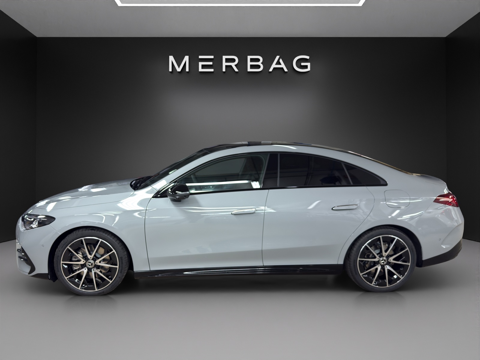MERCEDES-BENZ CLA 220 4Matic 8G-DCT-image-1