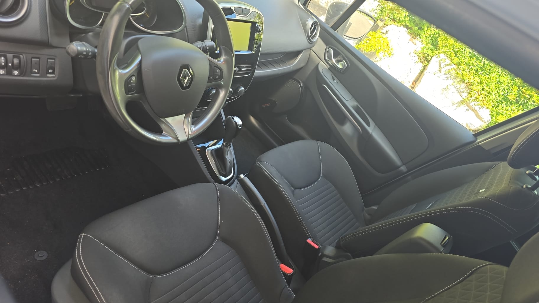 RENAULT Clio Grandtour 1.2 16V T Limited EDC-image-3