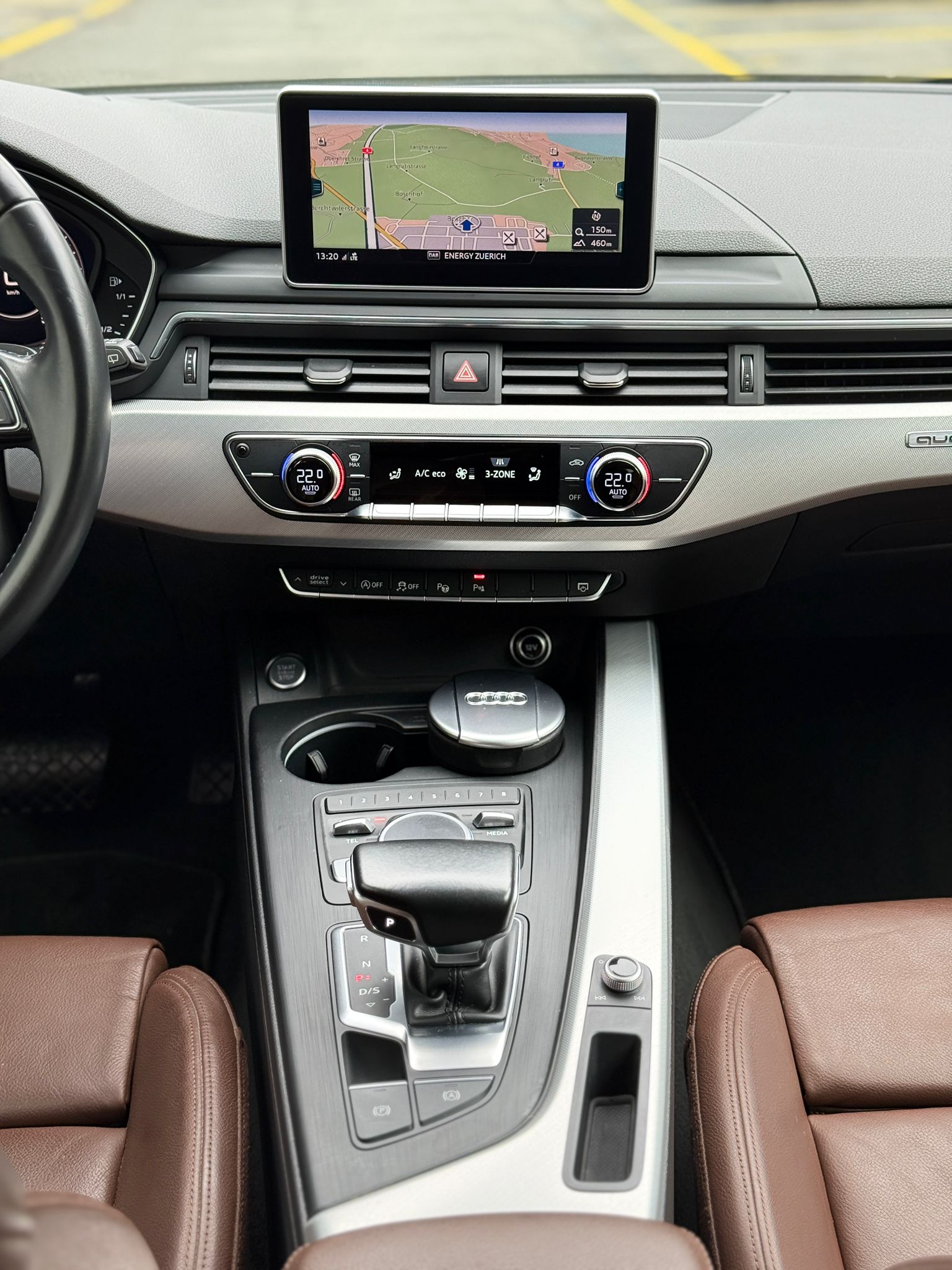 AUDI A4 Avant 3.0 V6 TDI 272 Sport quattro T-Tronic-image-15
